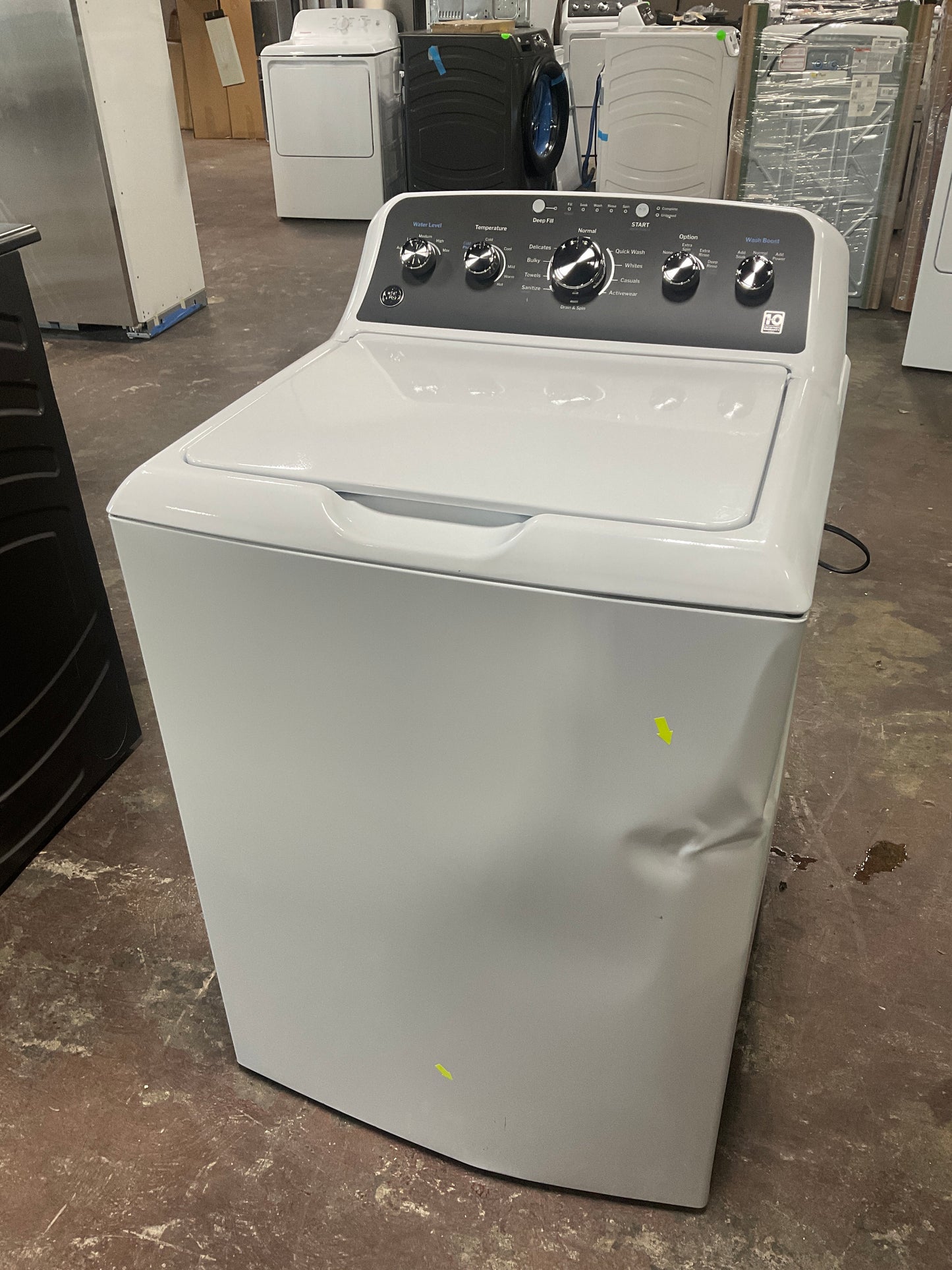 Front view, door closed