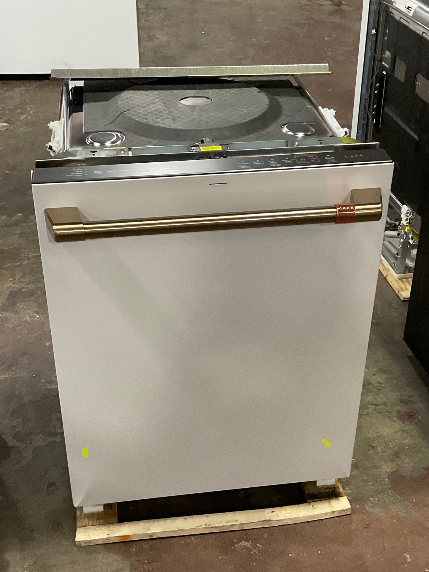 Front view, doors closed