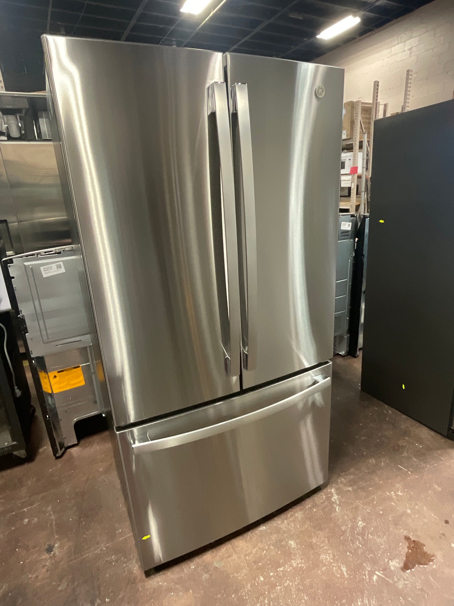 Front view, door closed