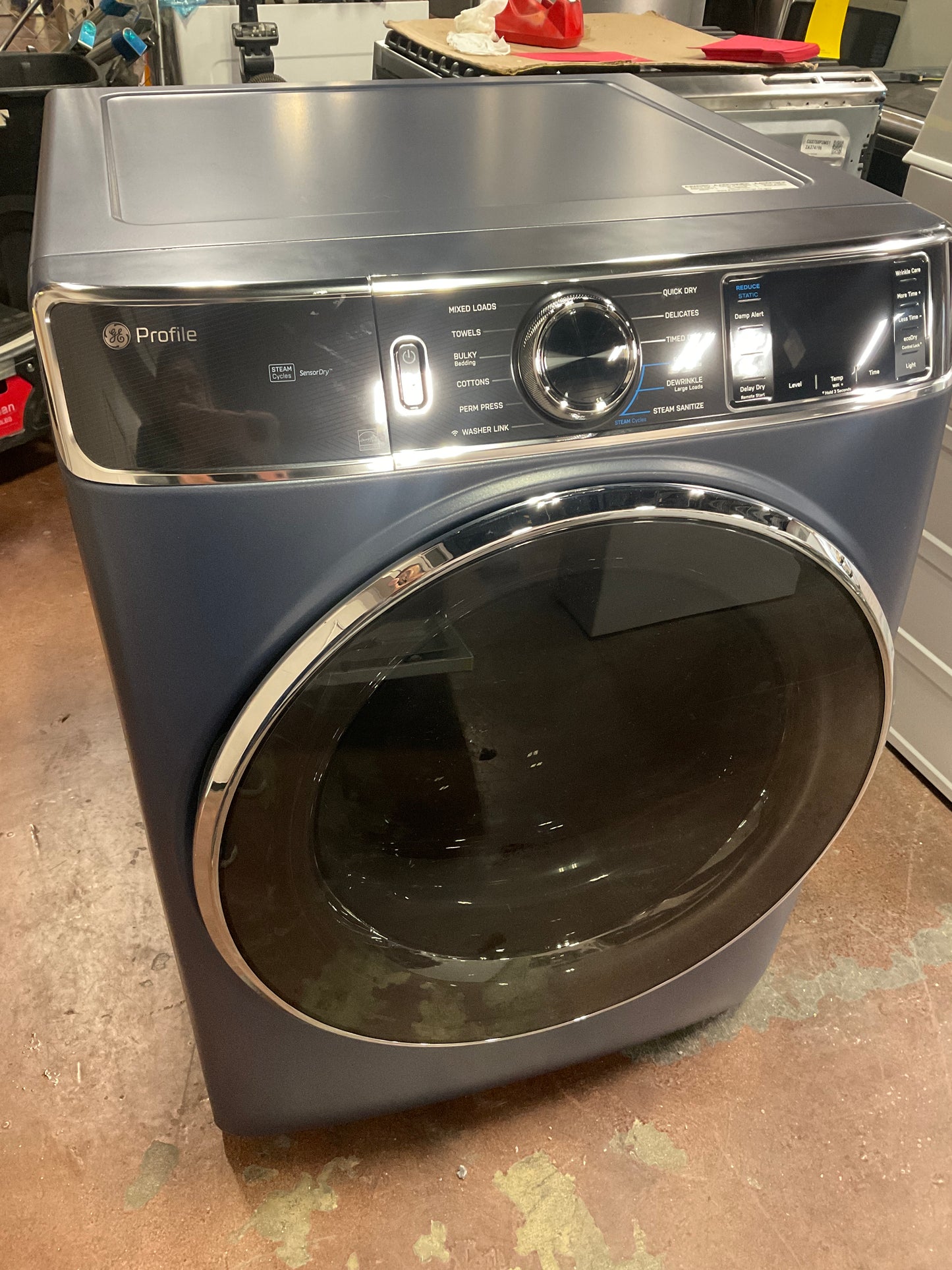 Front view, door closed