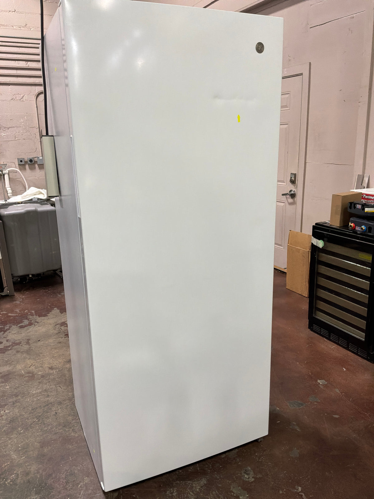 Front view, door closed