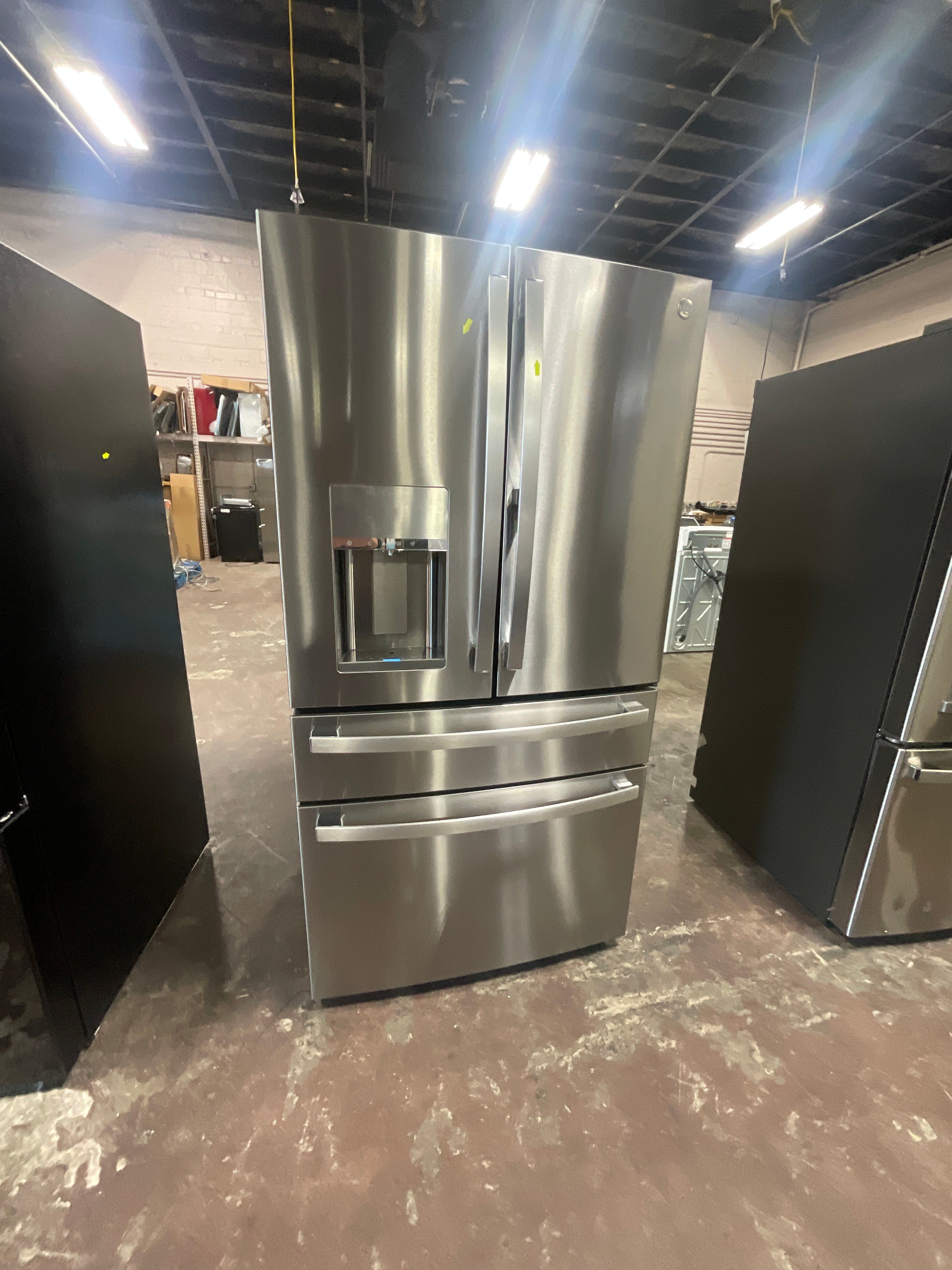 Front view, door closed