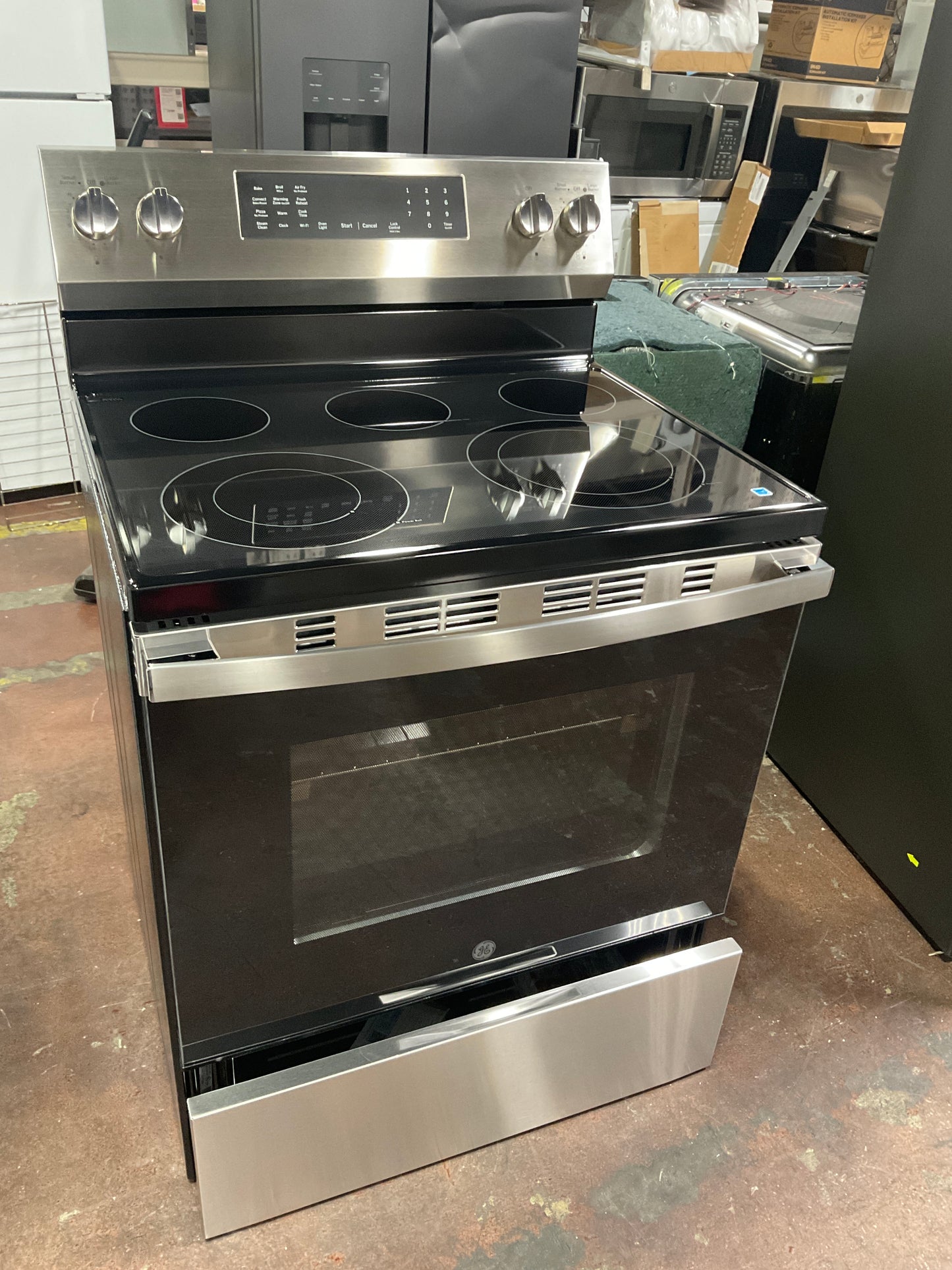 Front view, oven-door closed