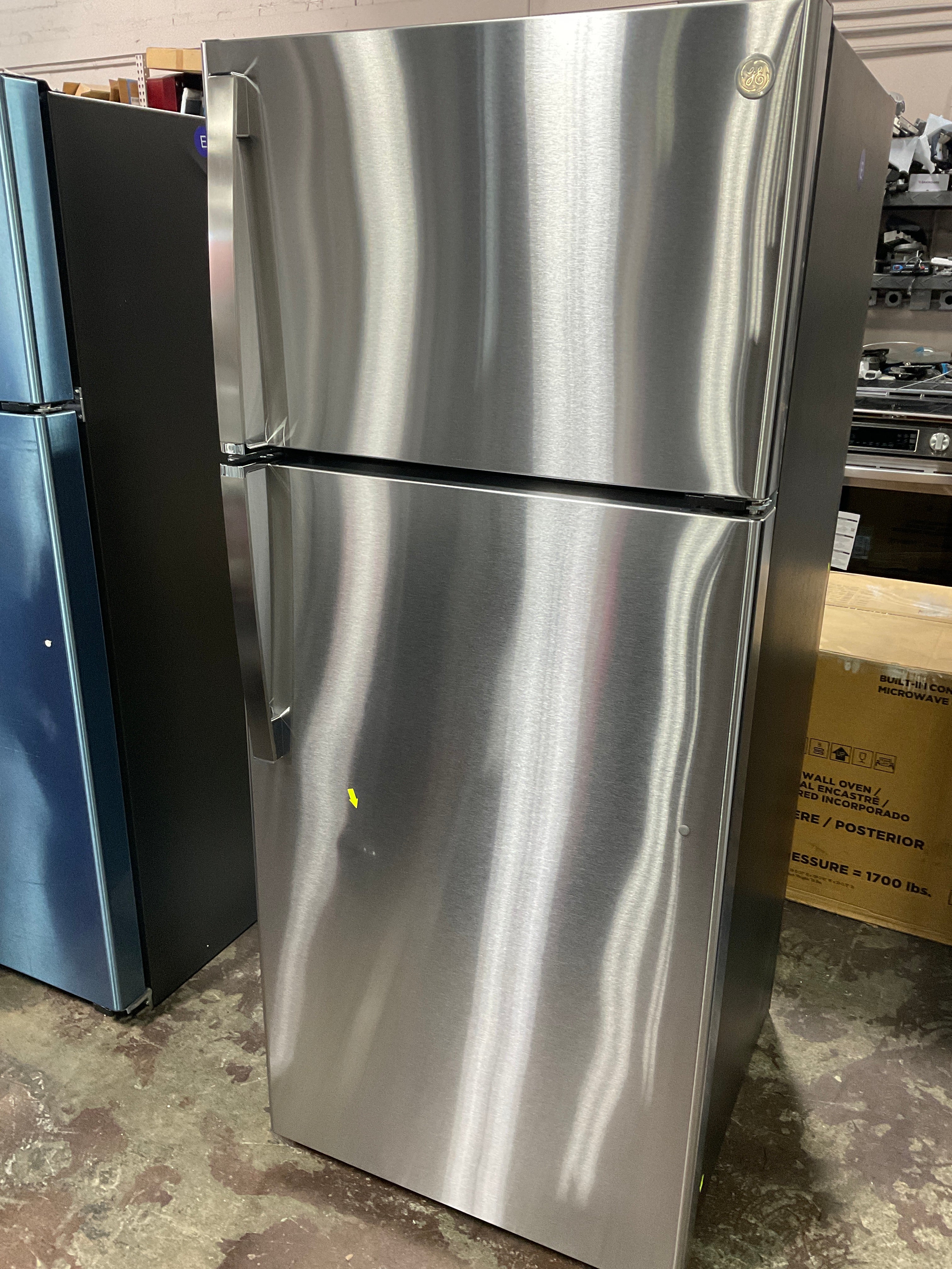 Front view, door closed