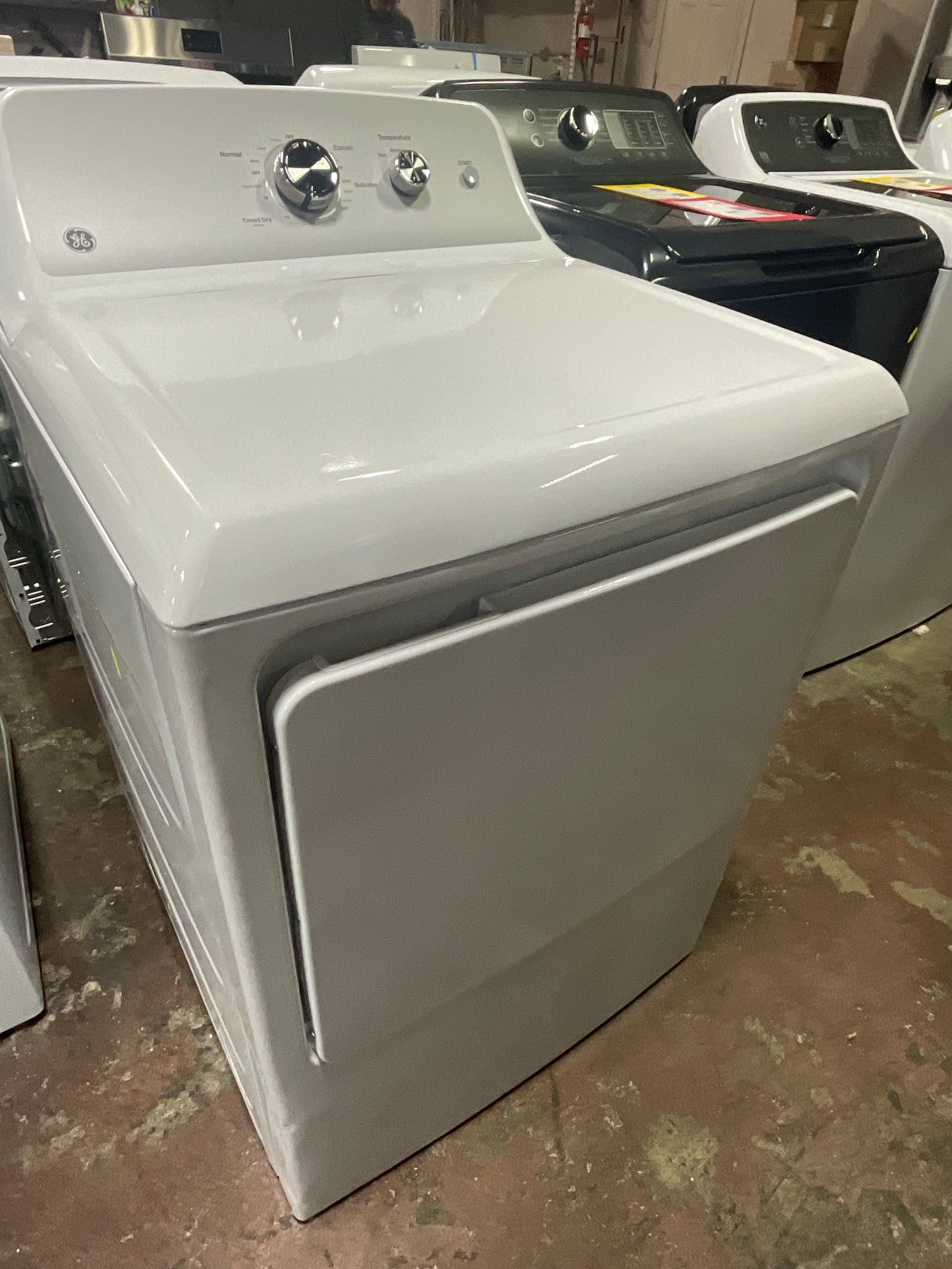 Front view, door closed