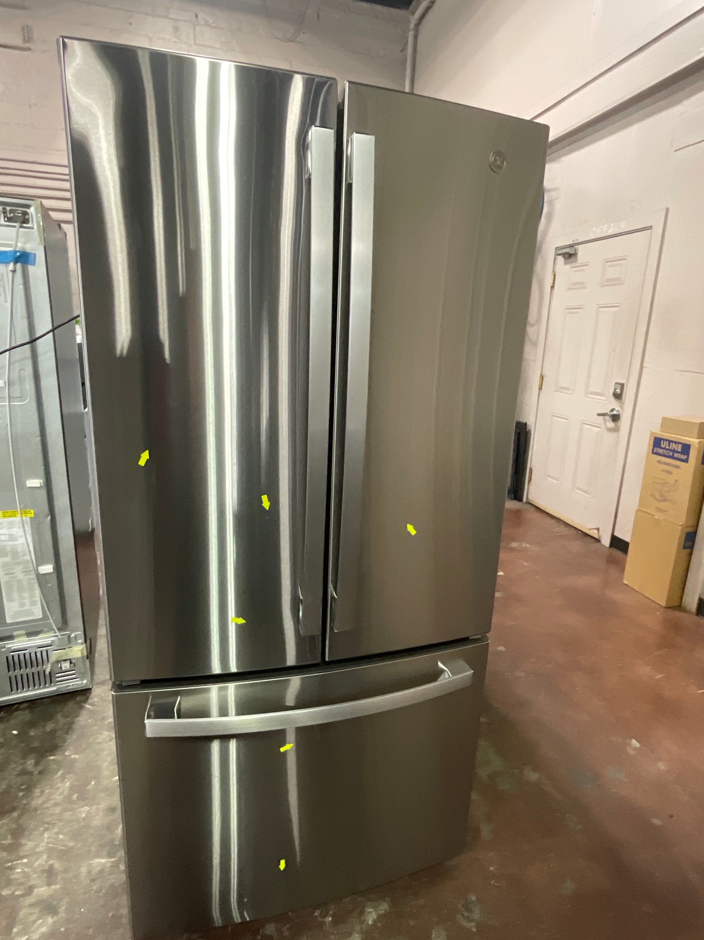 Front view, door closed