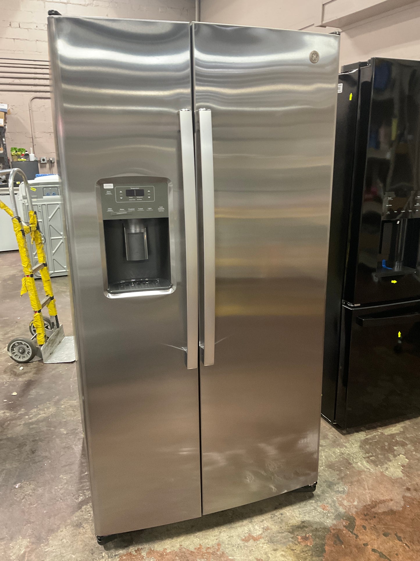 Front view, door closed