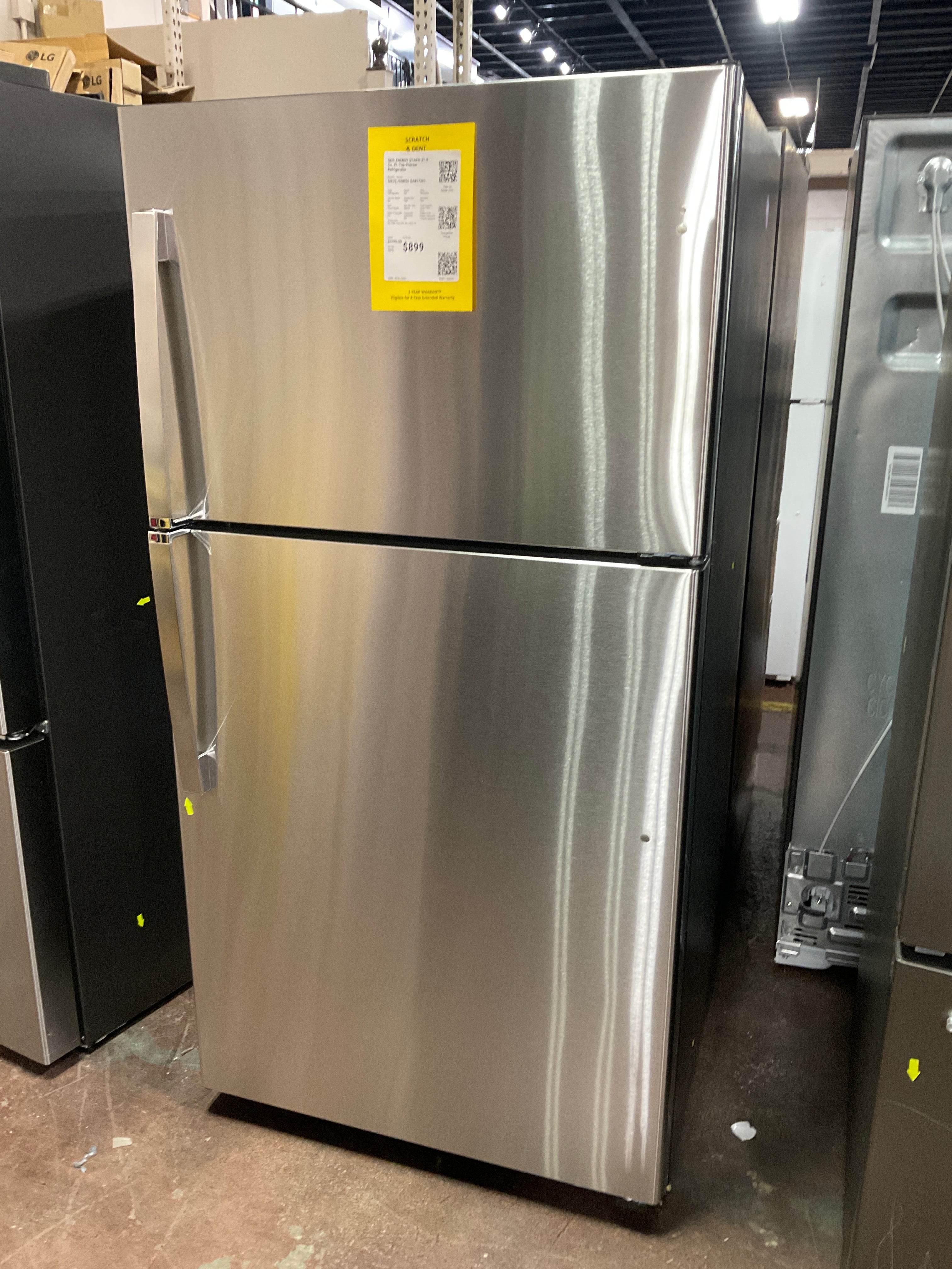 Front view, door closed