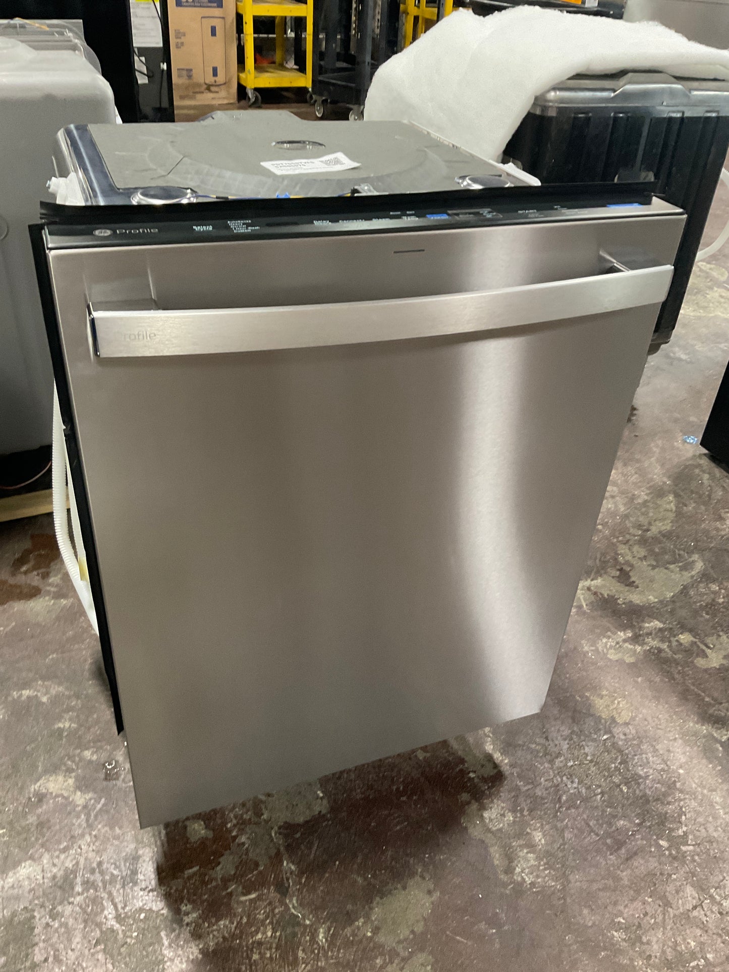 Front view, doors closed