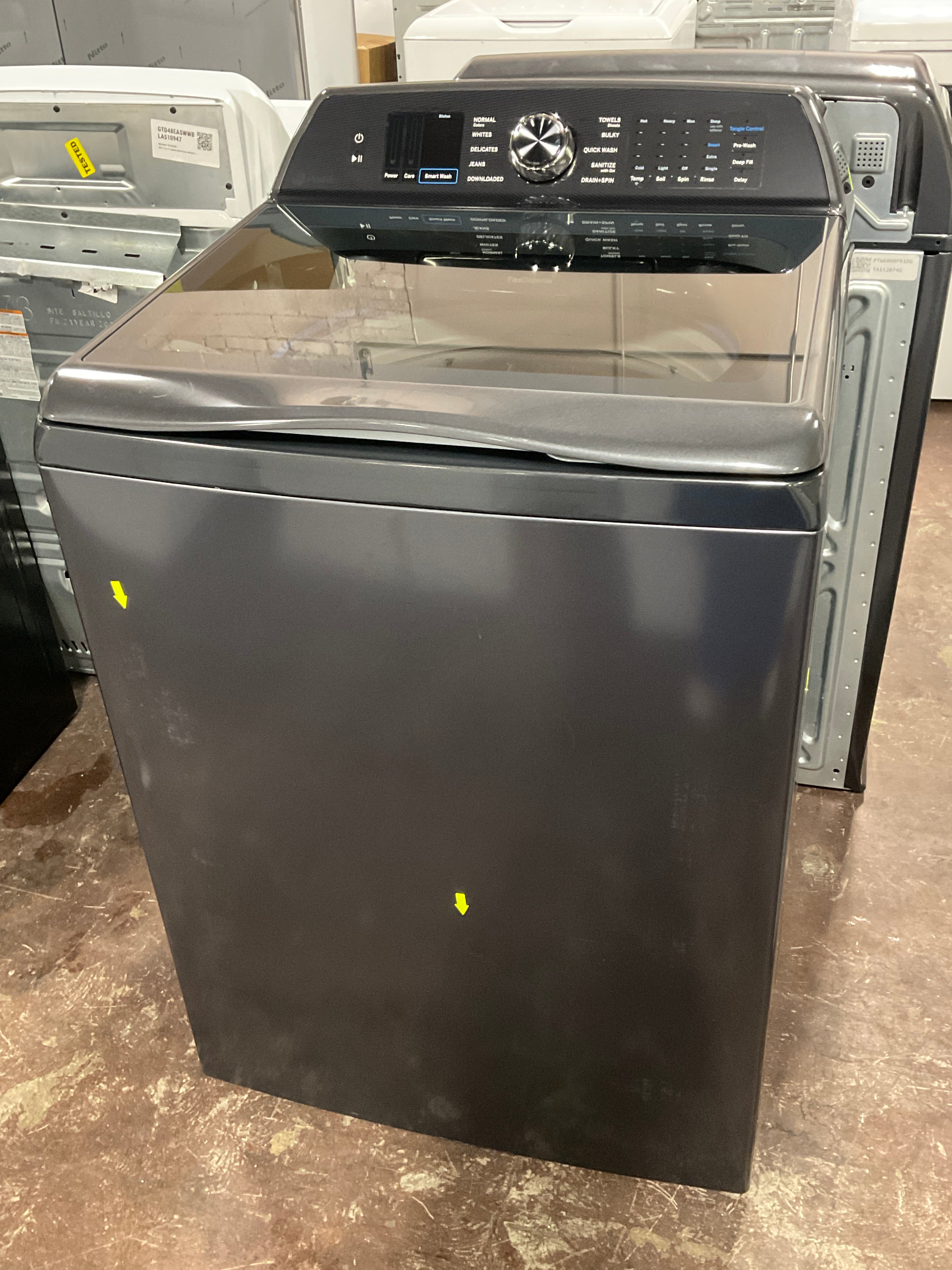 Front view, door closed