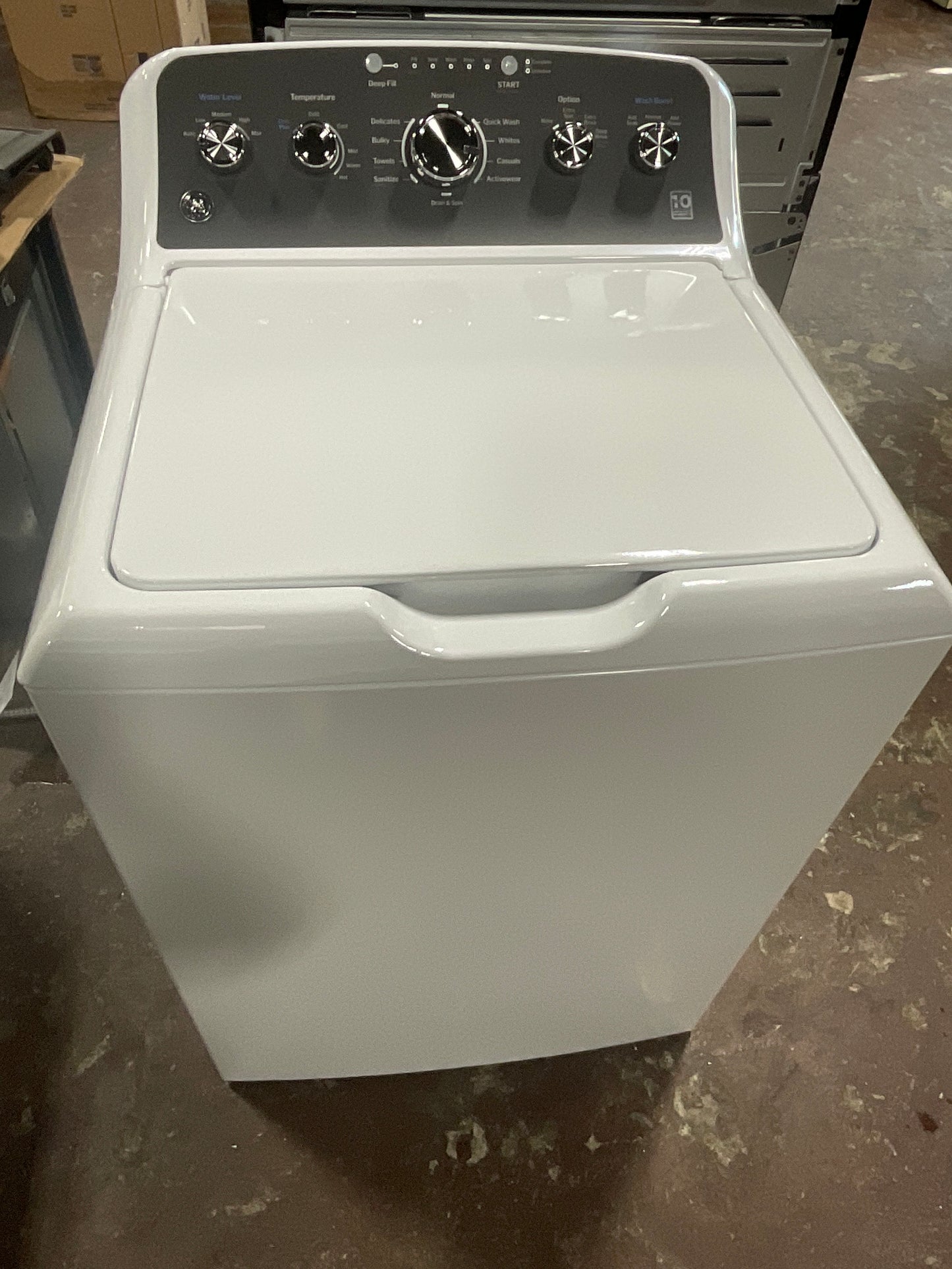 Front view, door closed