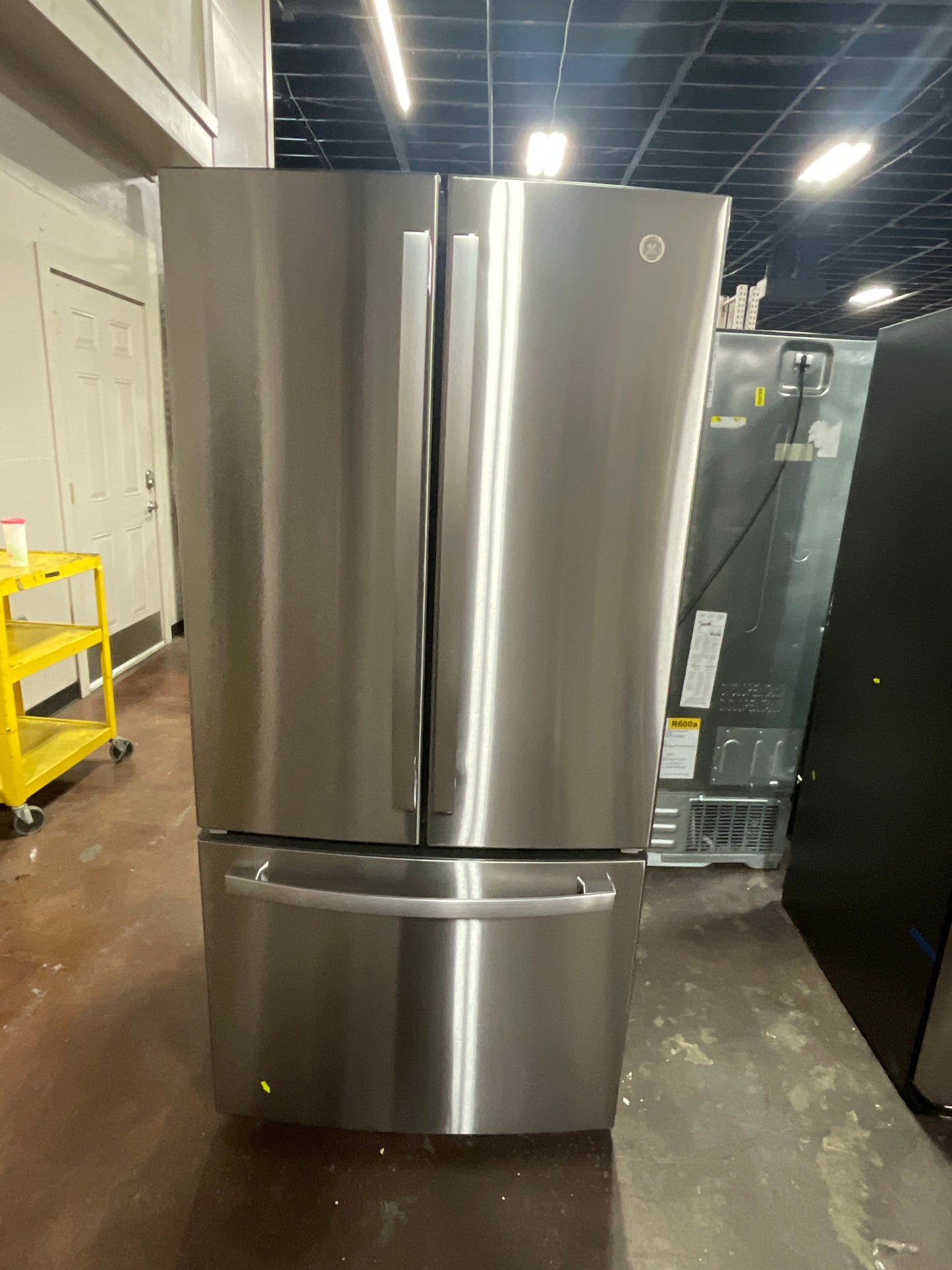 Front view, door closed