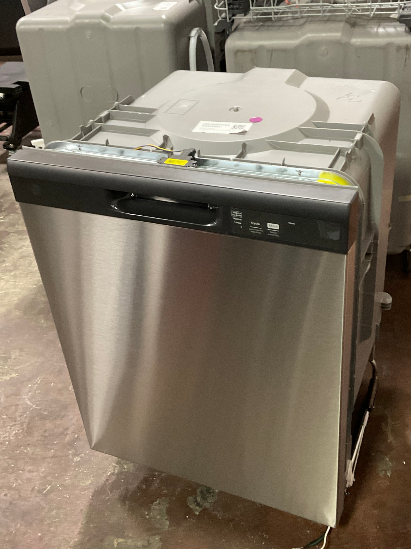 Front view, doors closed