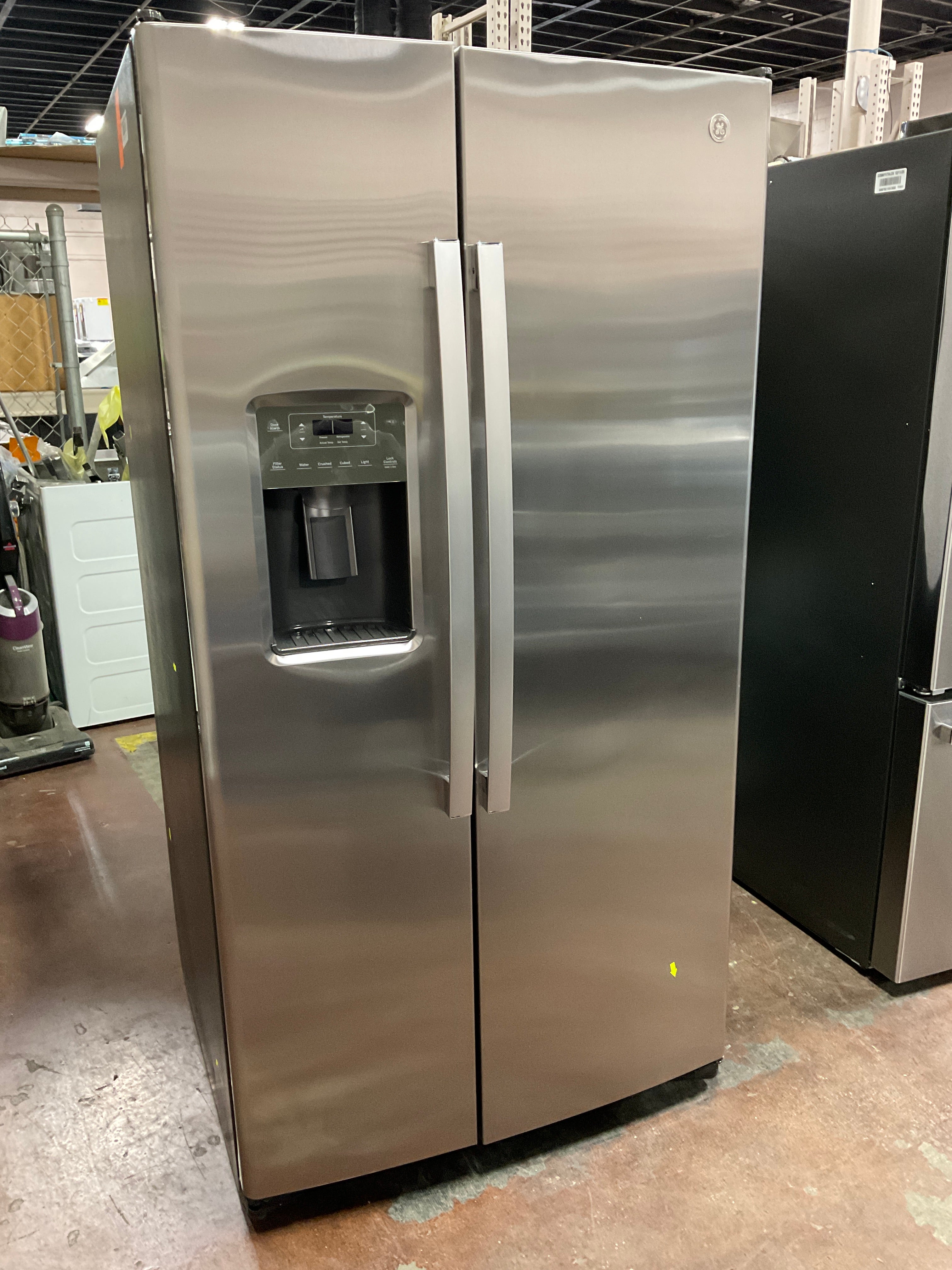 Front view, door closed