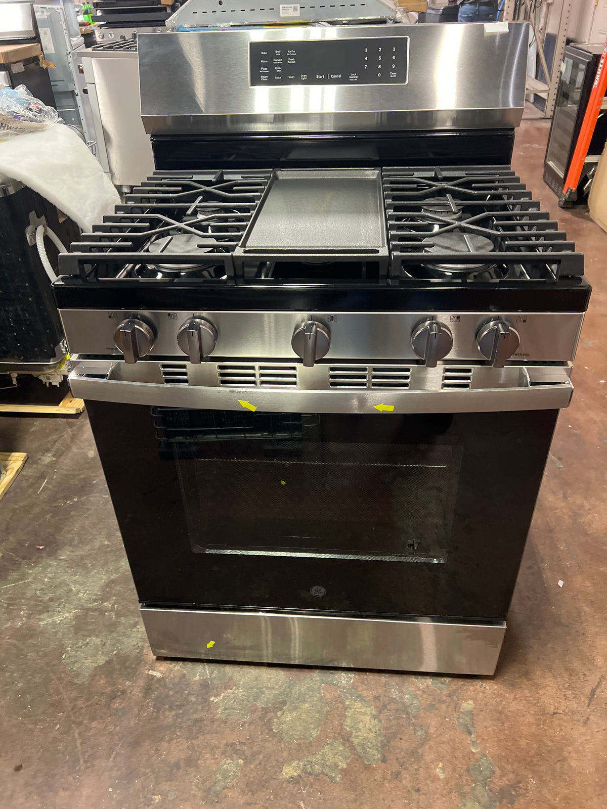 Front view, oven-door closed
