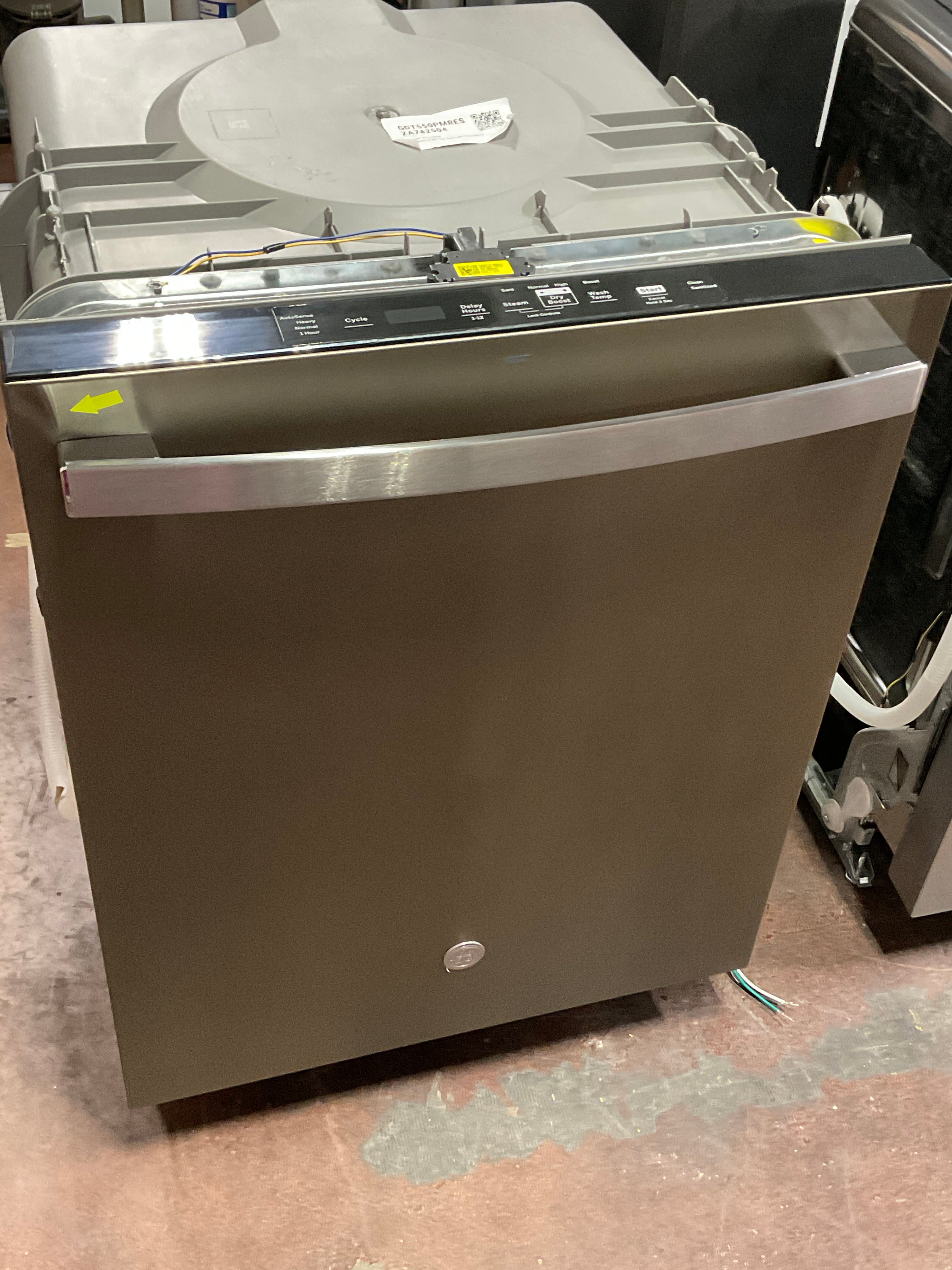 Front view, doors closed