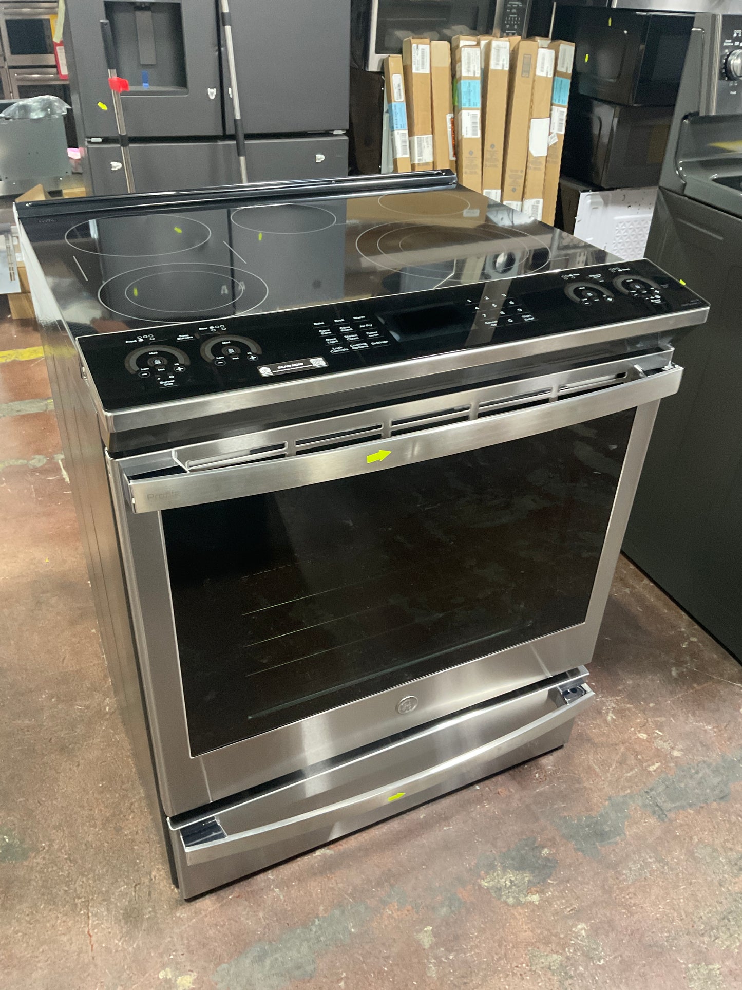 Front view, oven-door closed