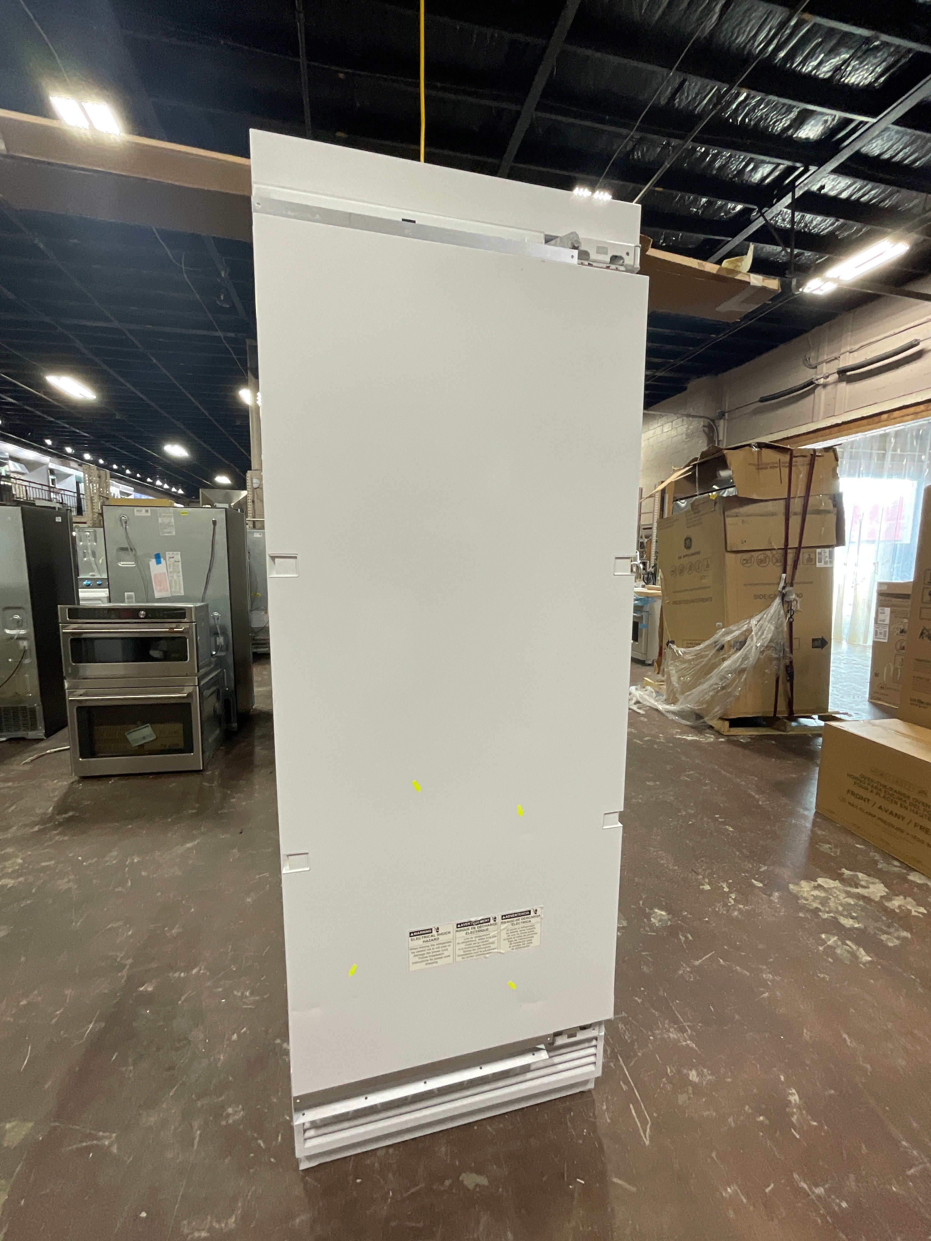 Front view, door closed