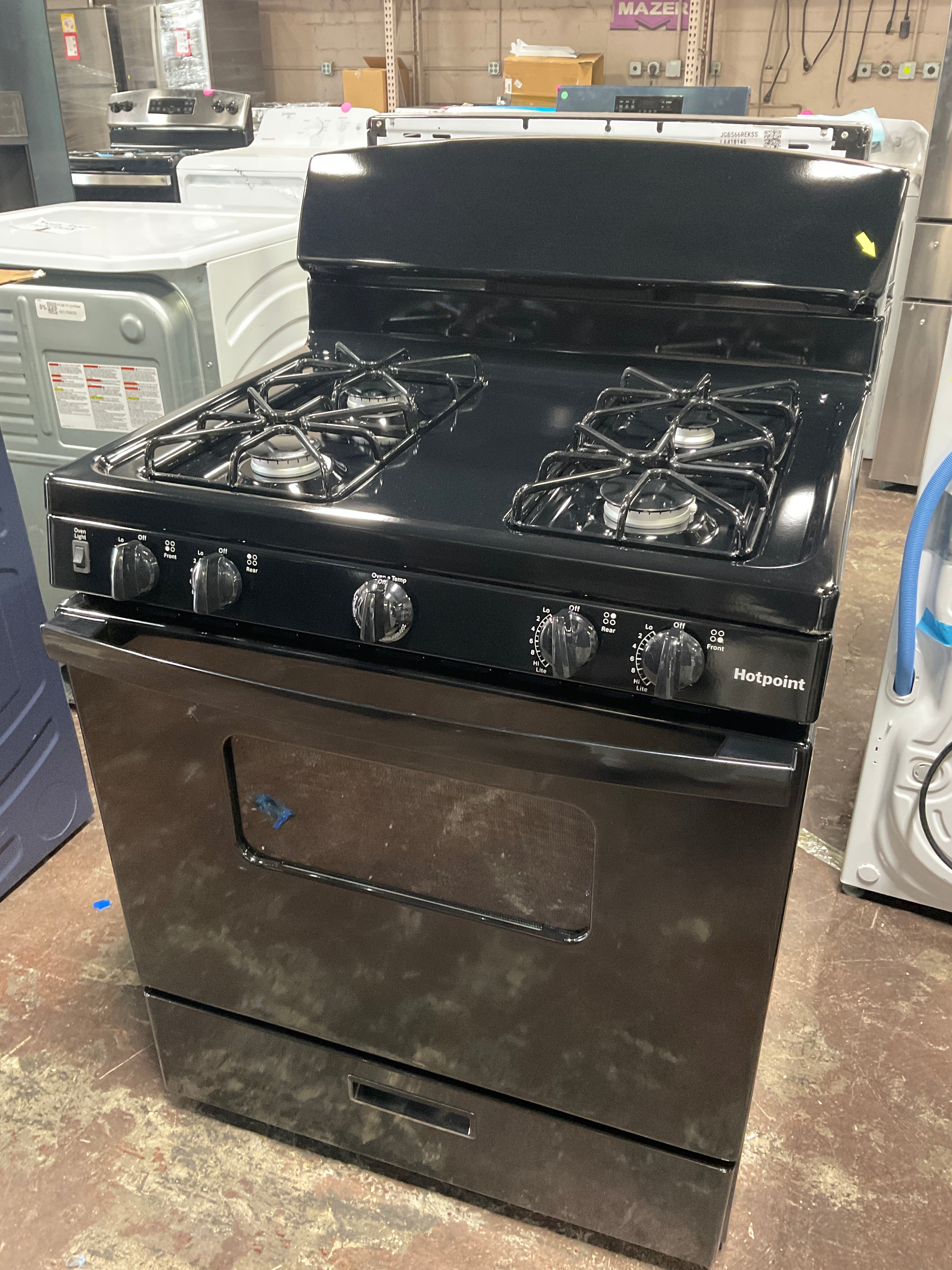 Front view, oven-door closed