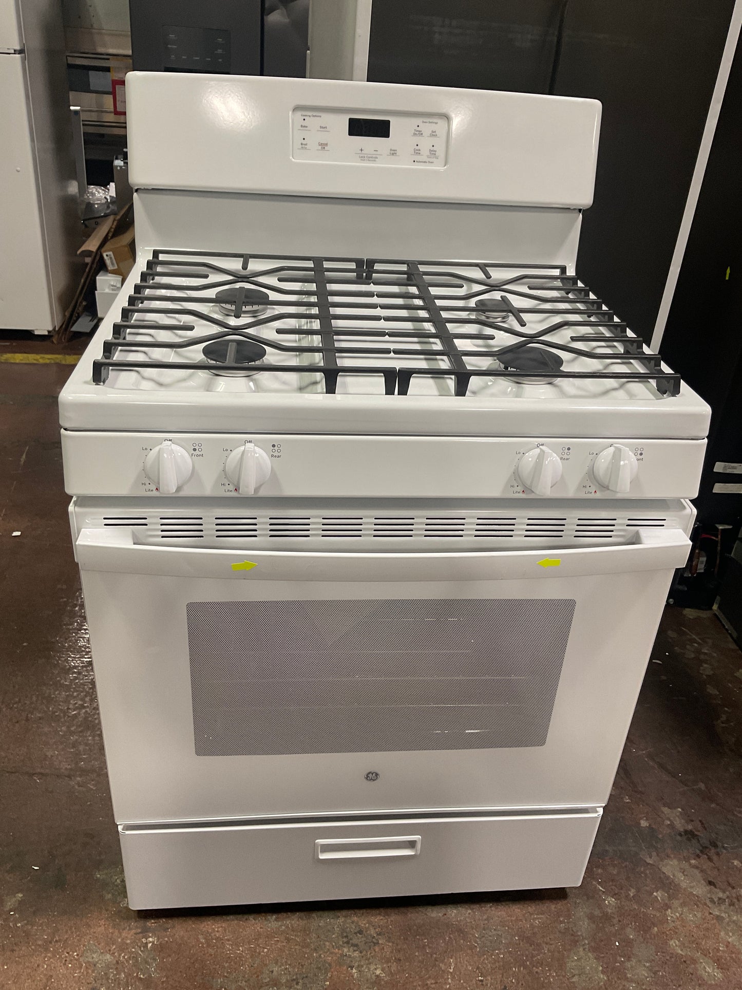 Front view, oven-door closed