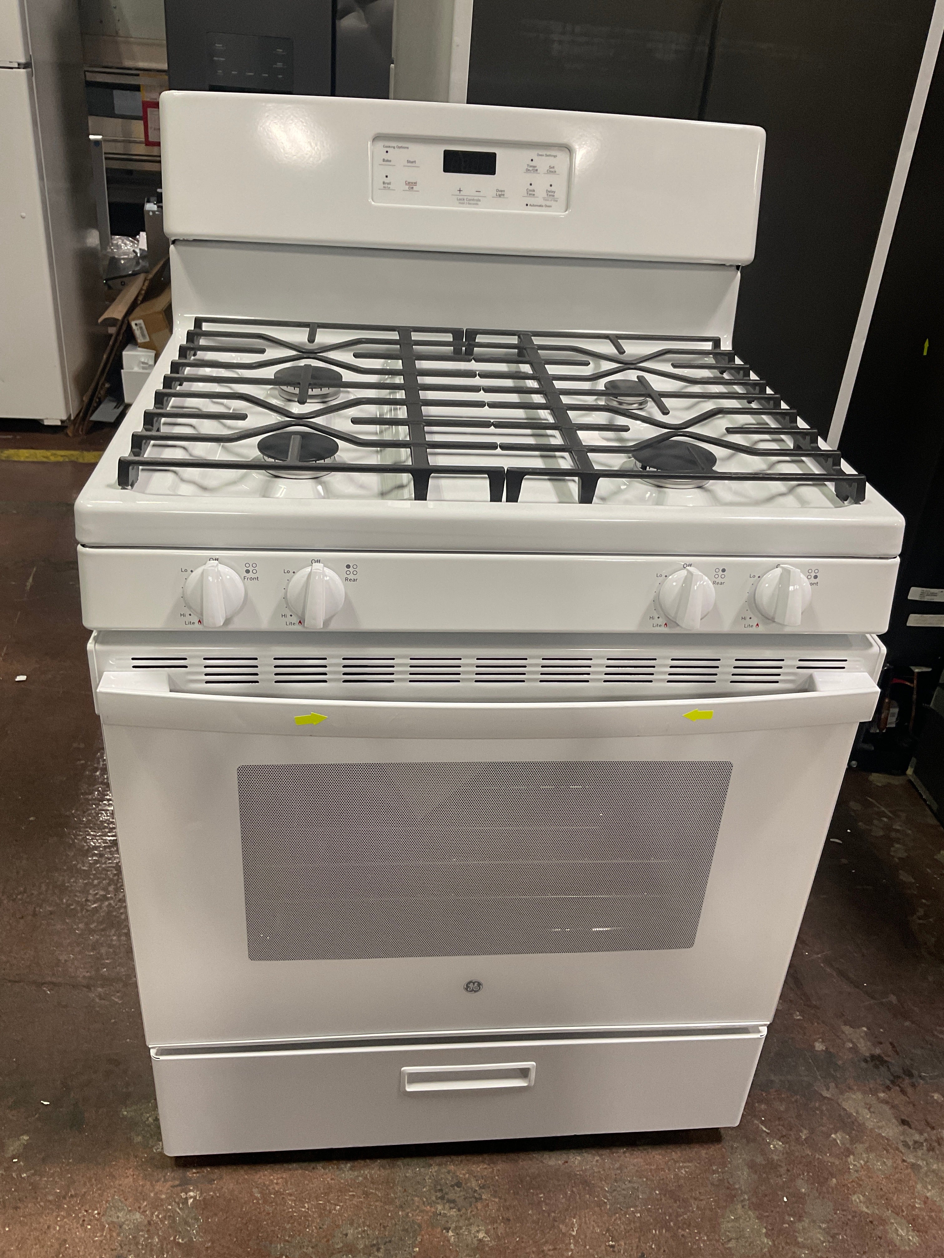 Front view, oven-door closed