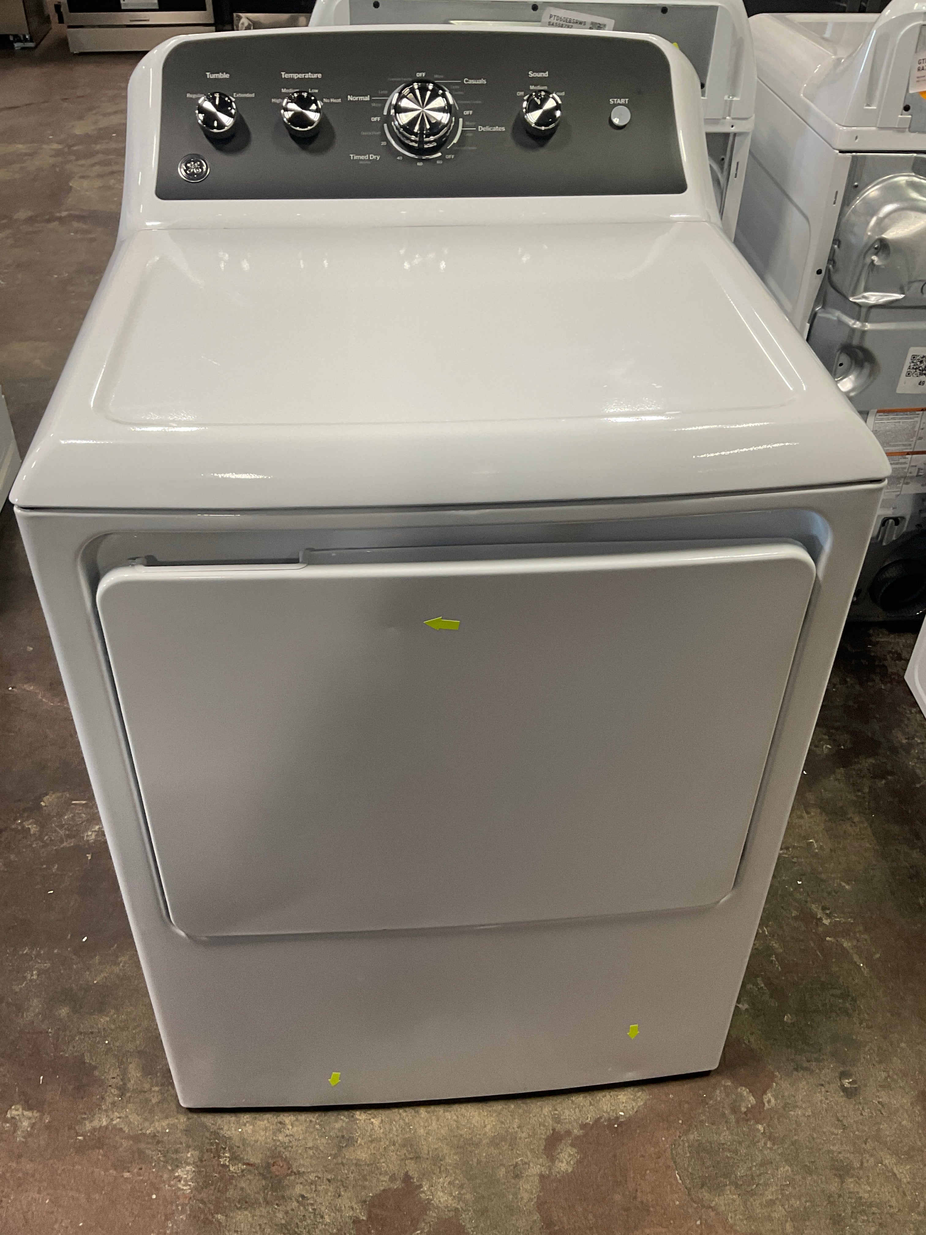 Front view, door closed