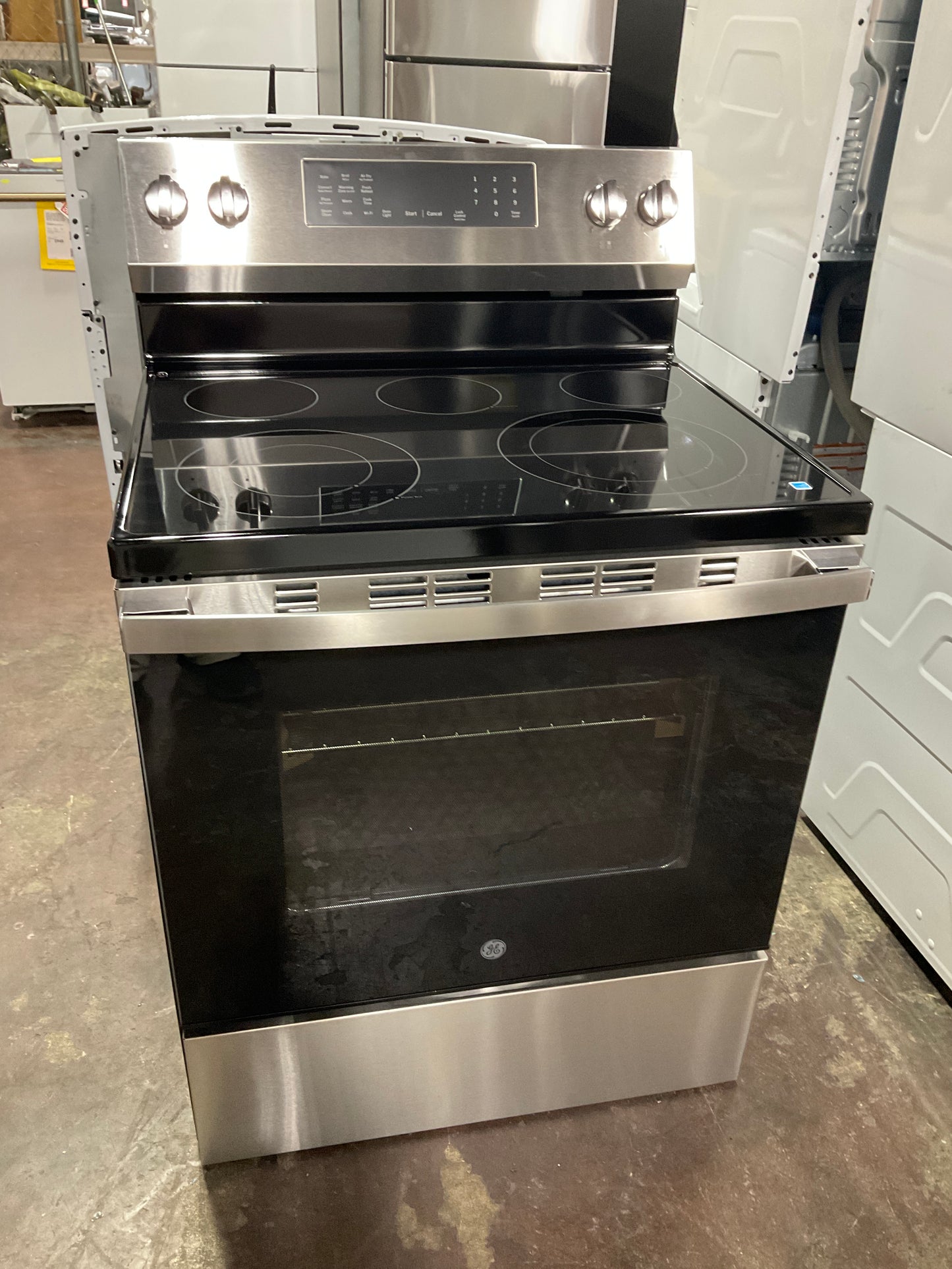 Front view, oven-door closed