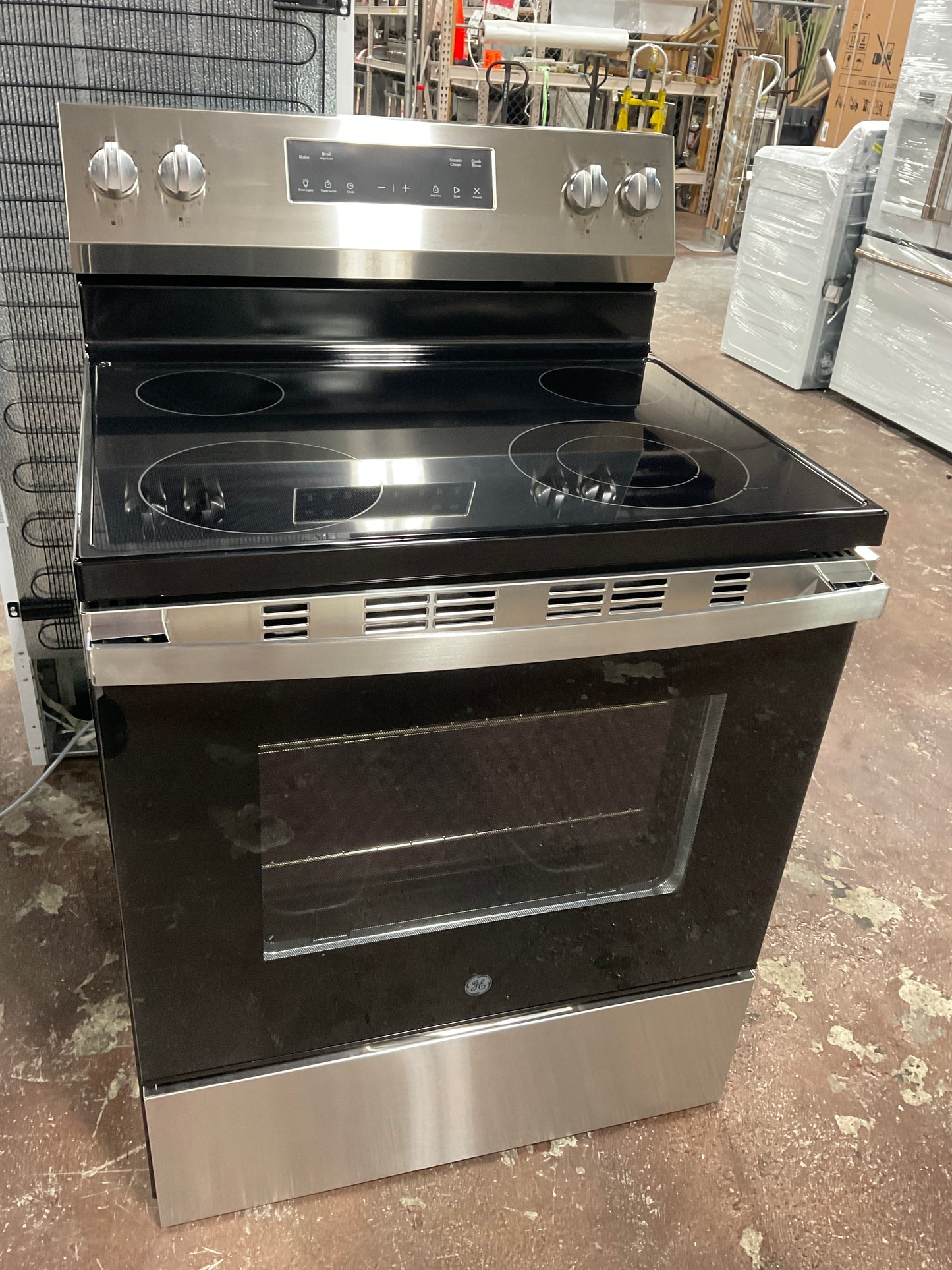 Front view, oven-door closed