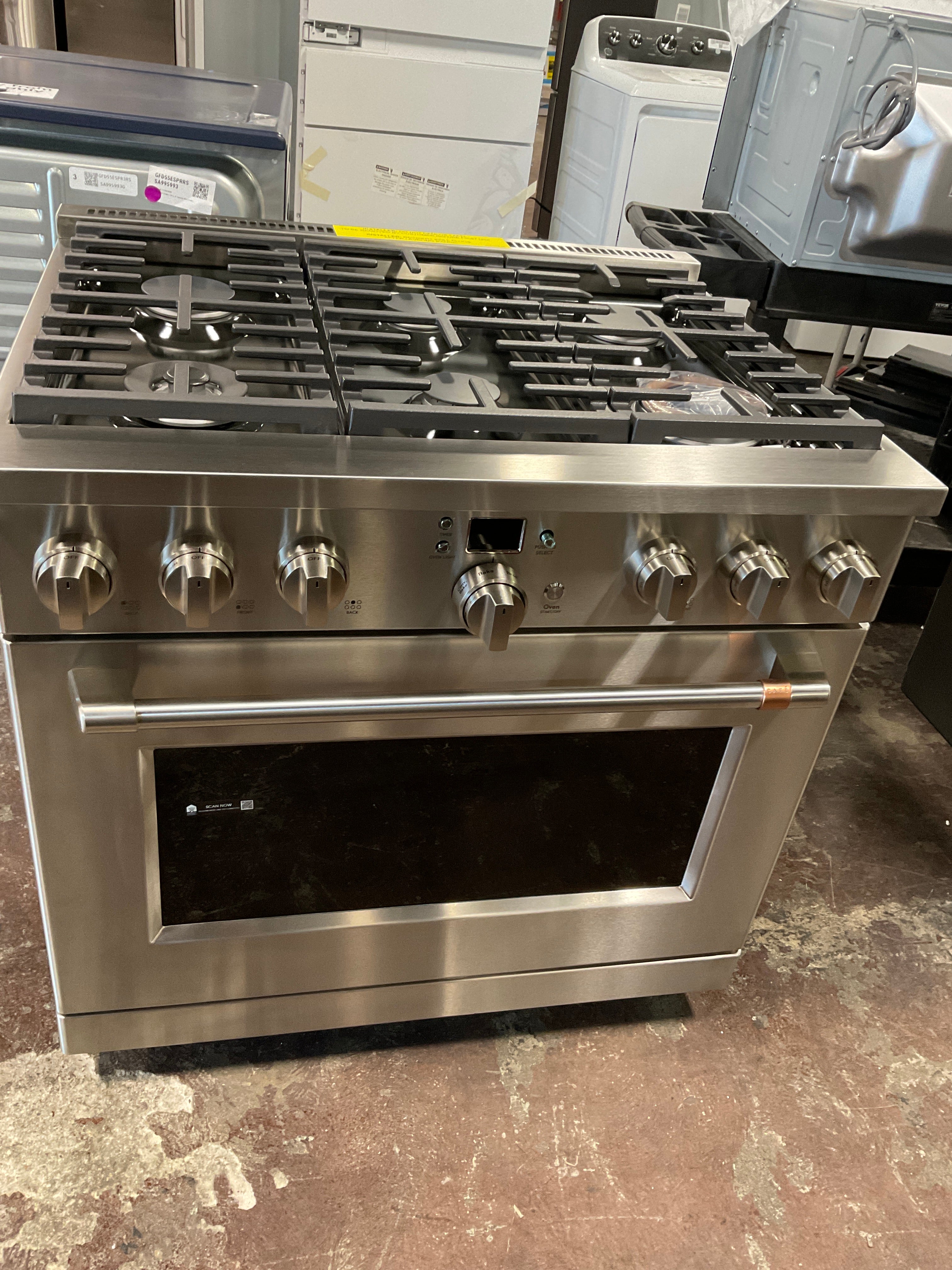 Front view, oven-door closed