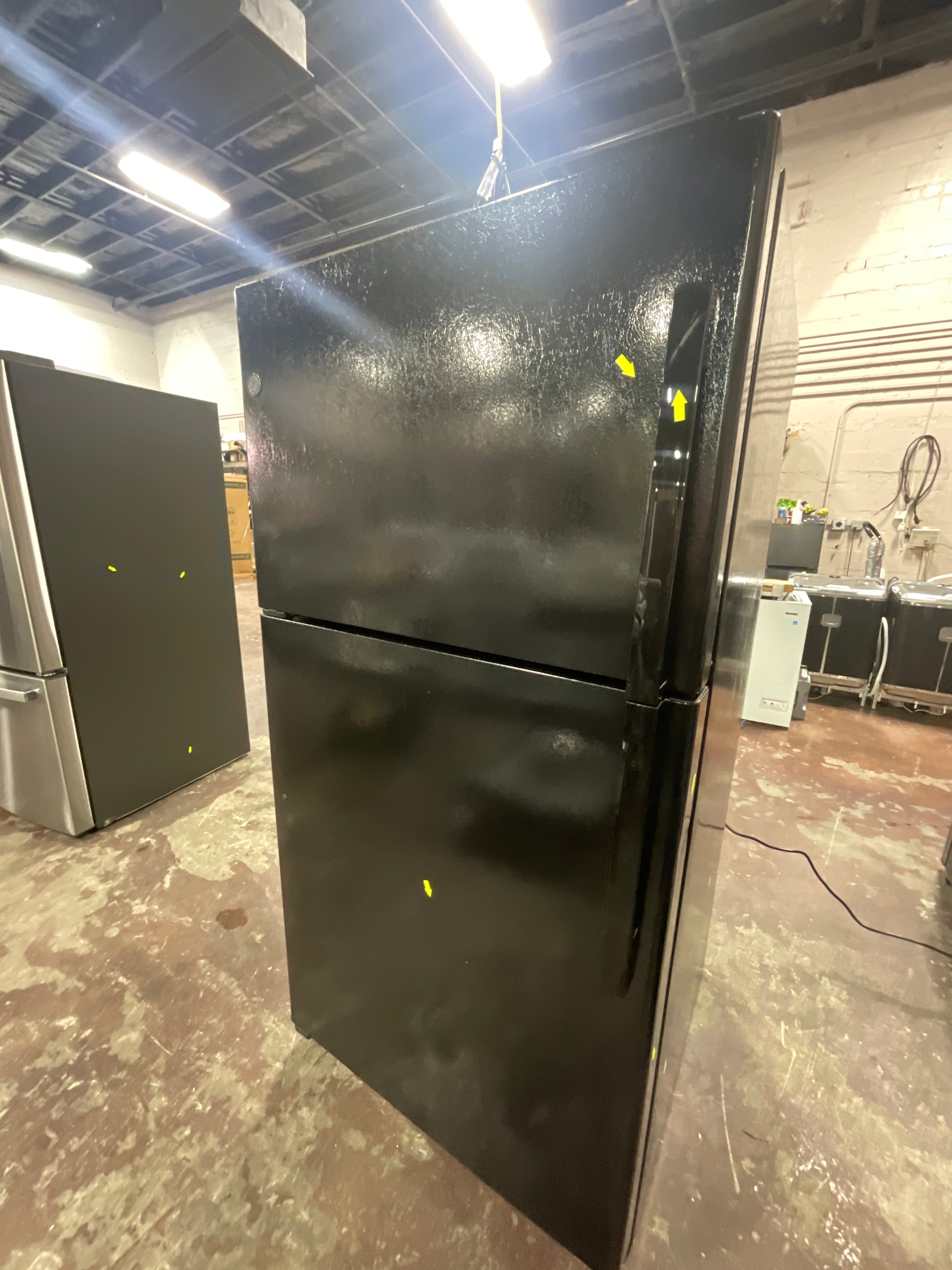 Front view, door closed