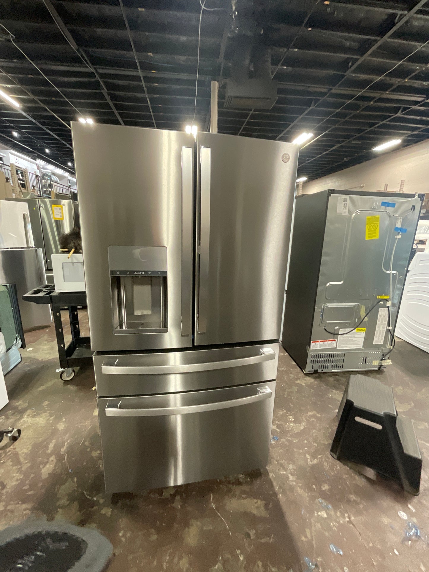 Front view, door closed