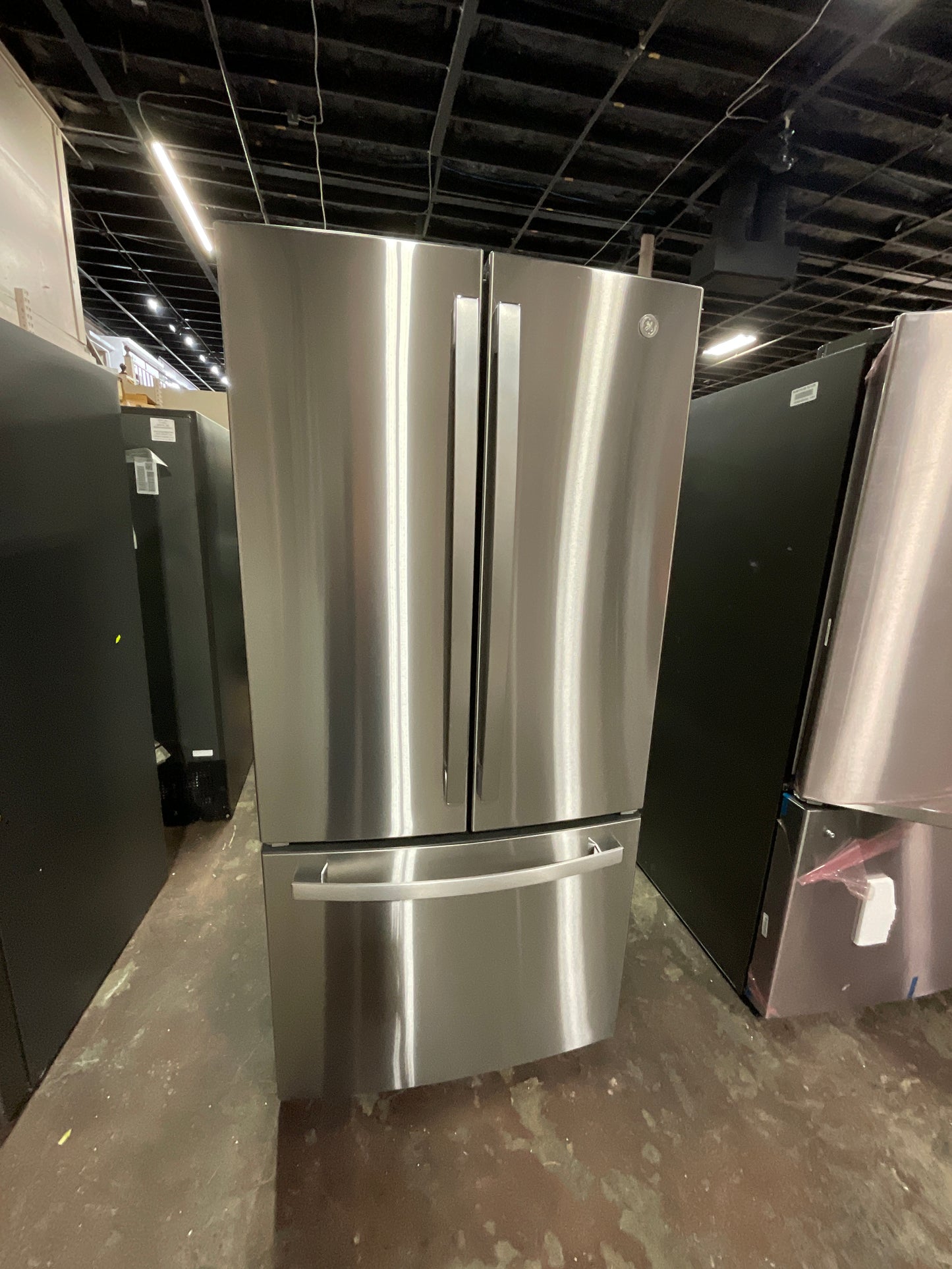 Front view, door closed