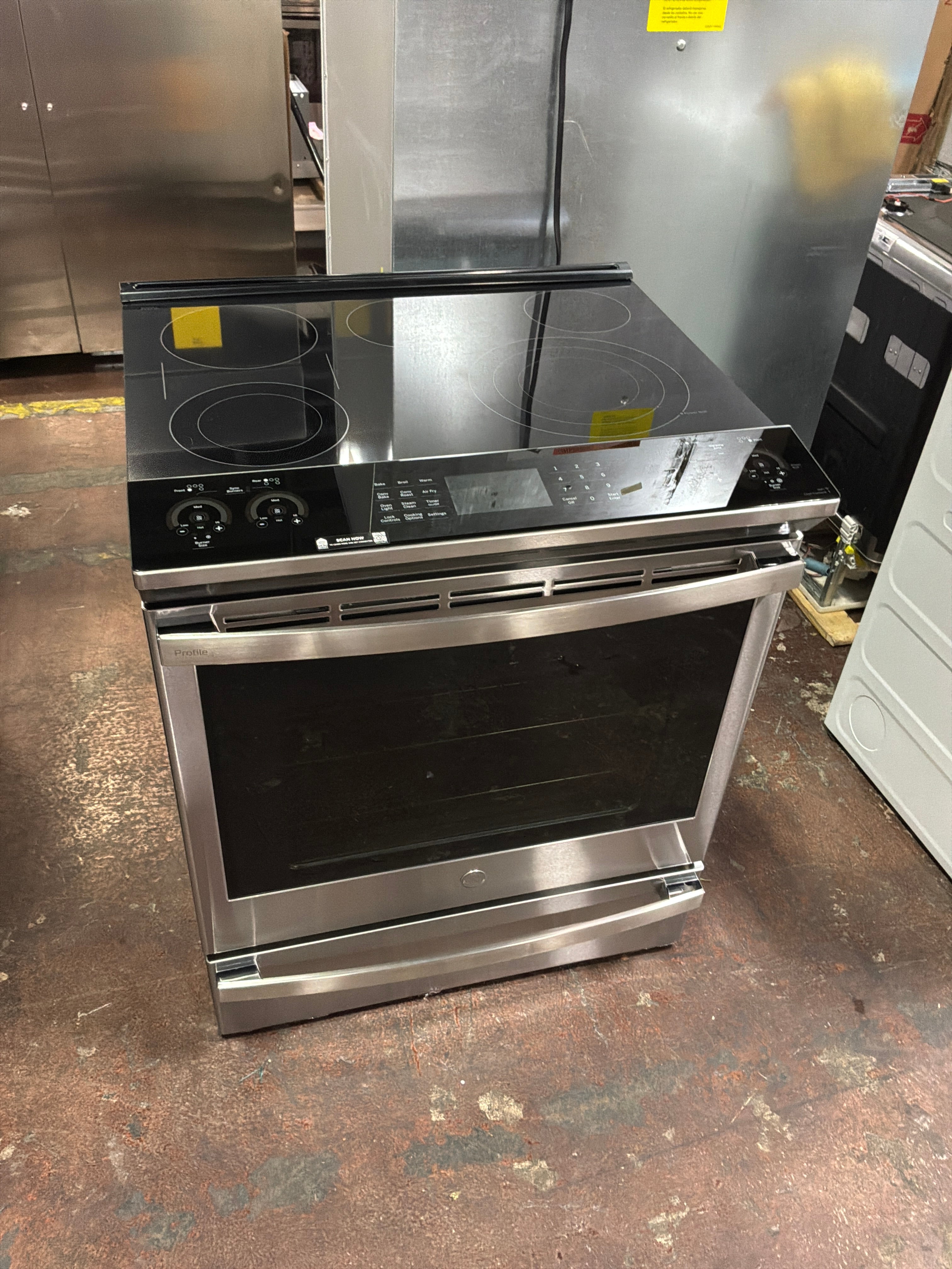 Front view, oven-door closed