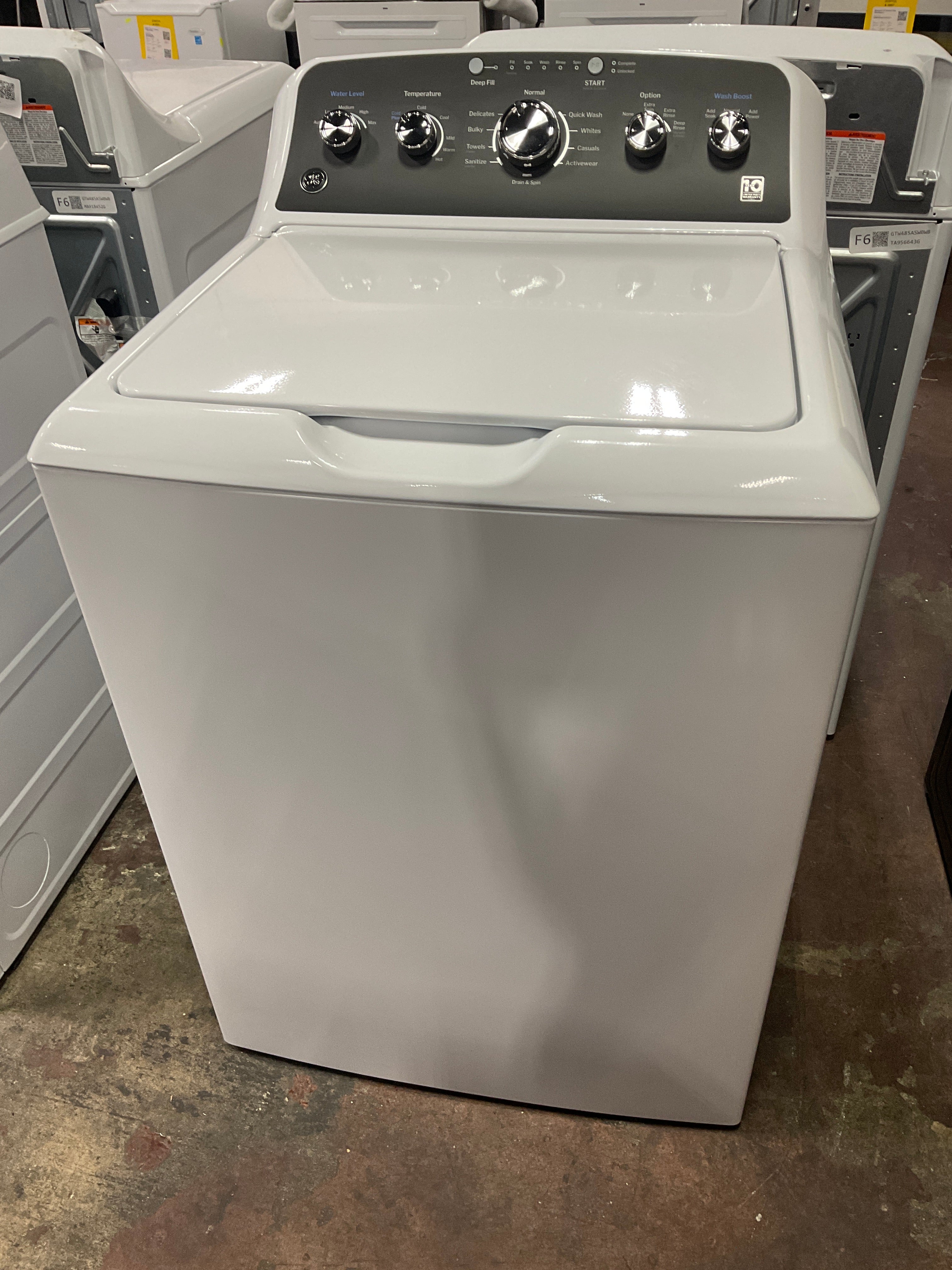 Front view, door closed