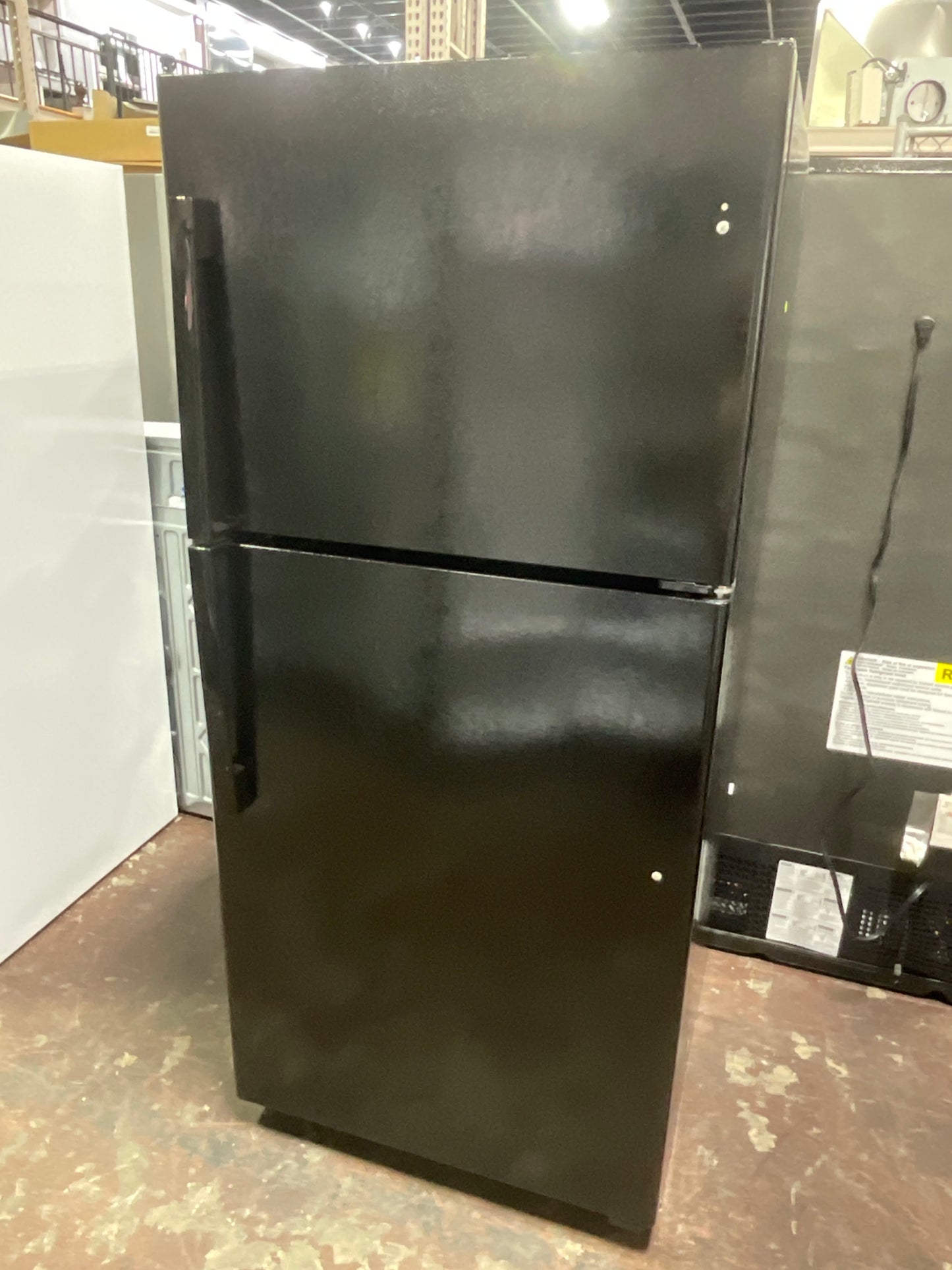 Front view, door closed