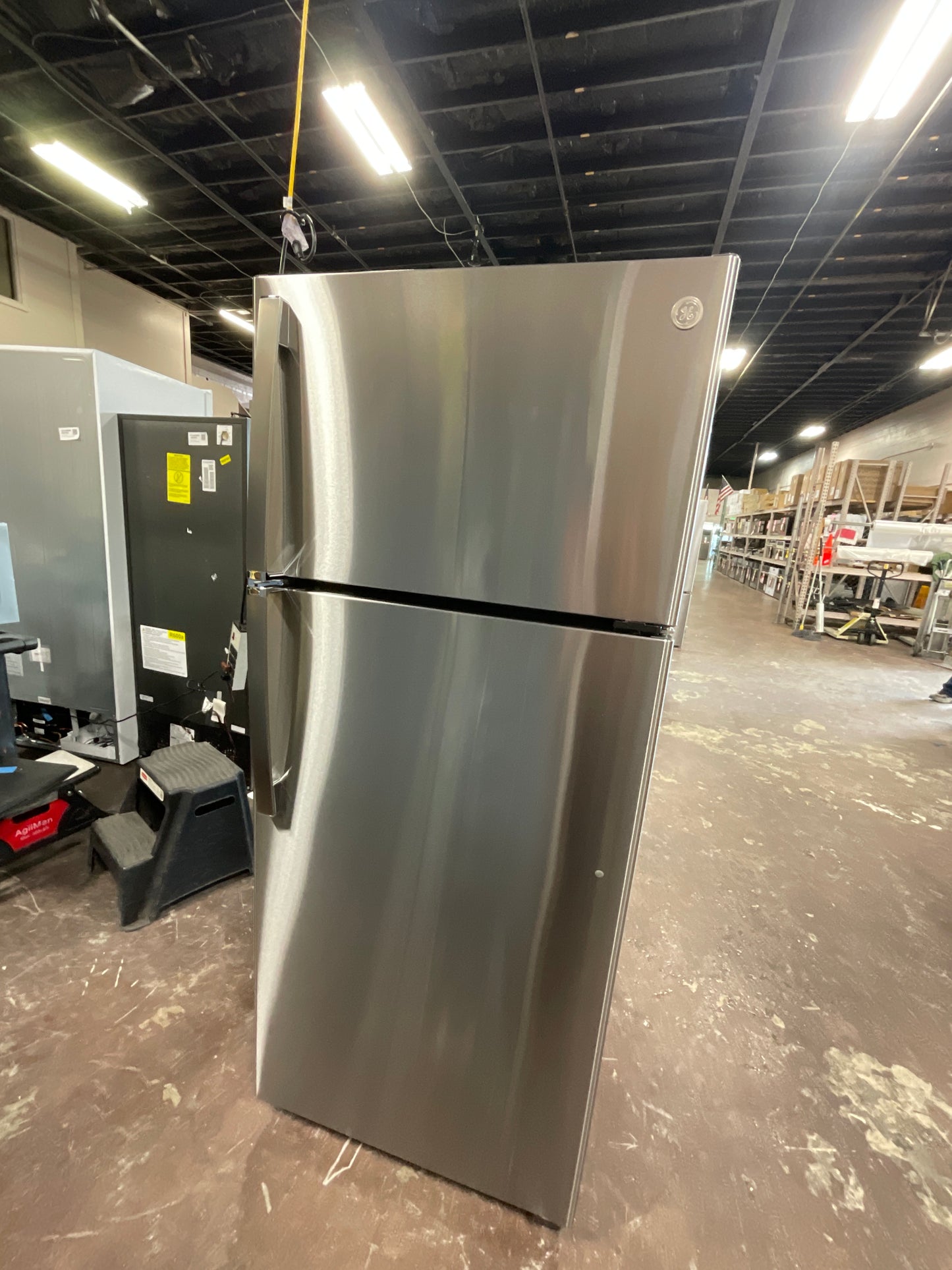 Front view, door closed