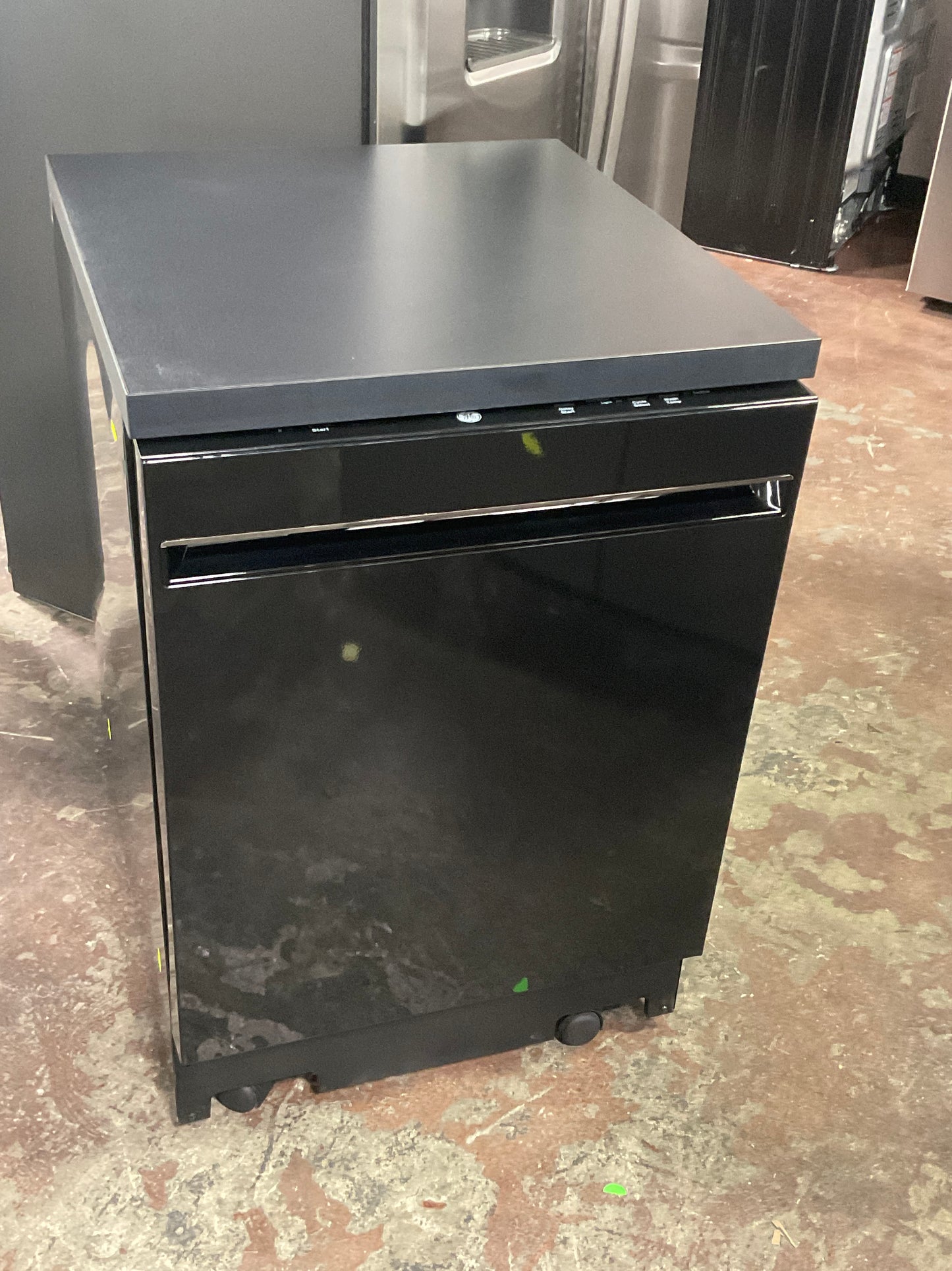 Front view, doors closed