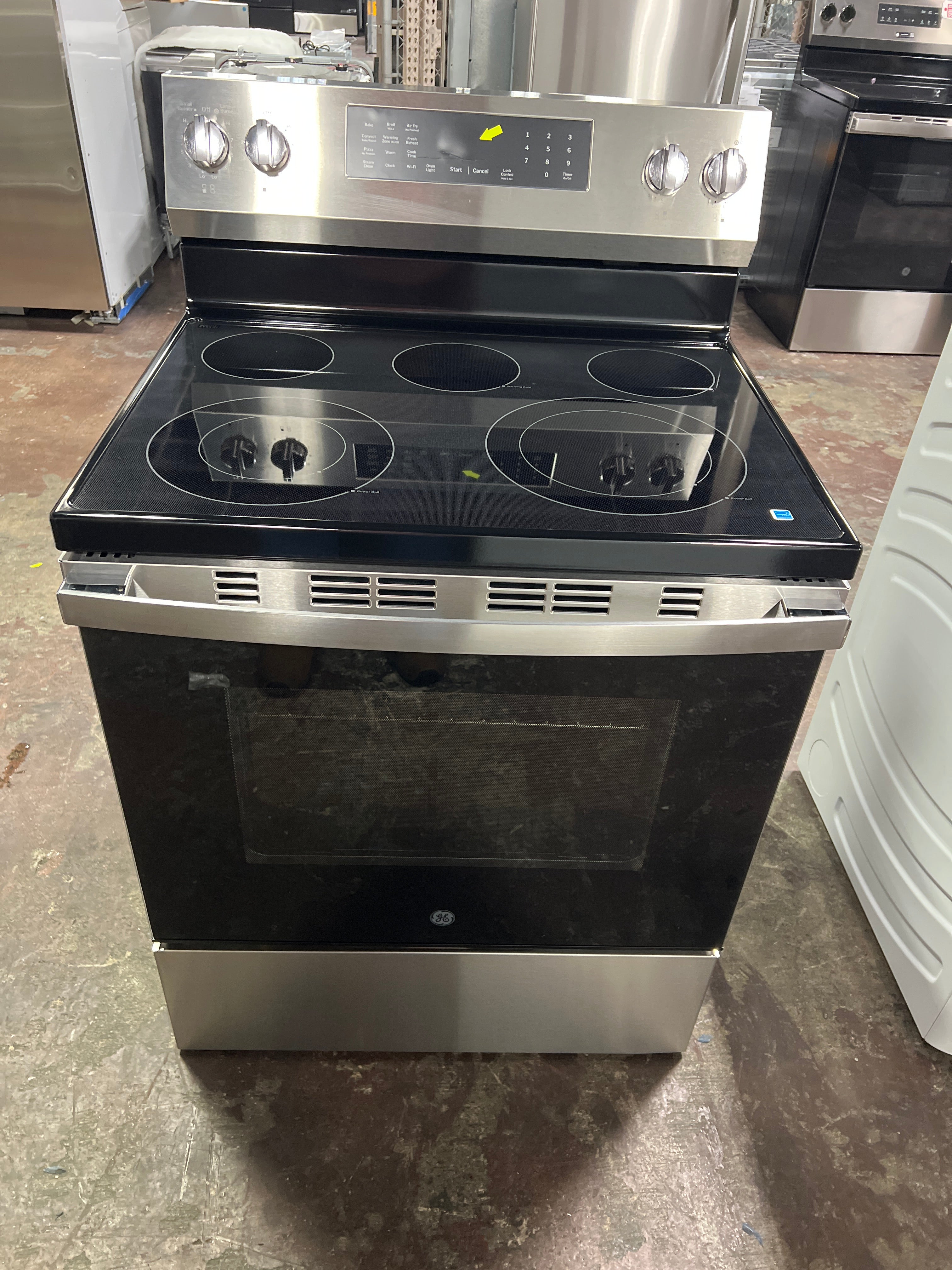 Front view, oven-door closed