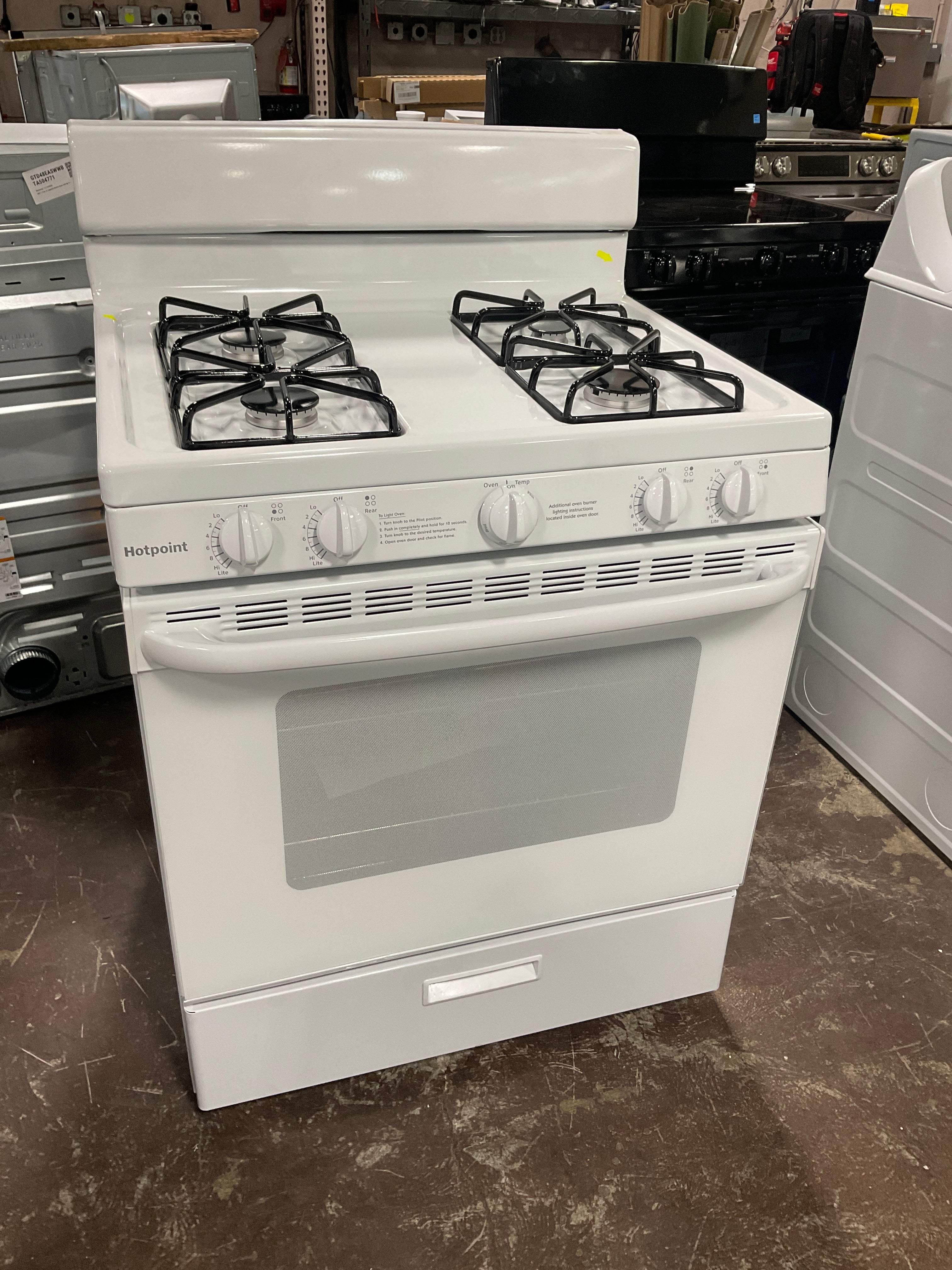 Front view, oven-door closed