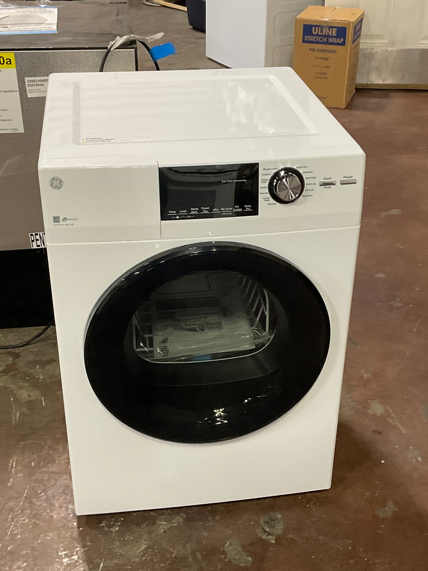 Front view, door closed