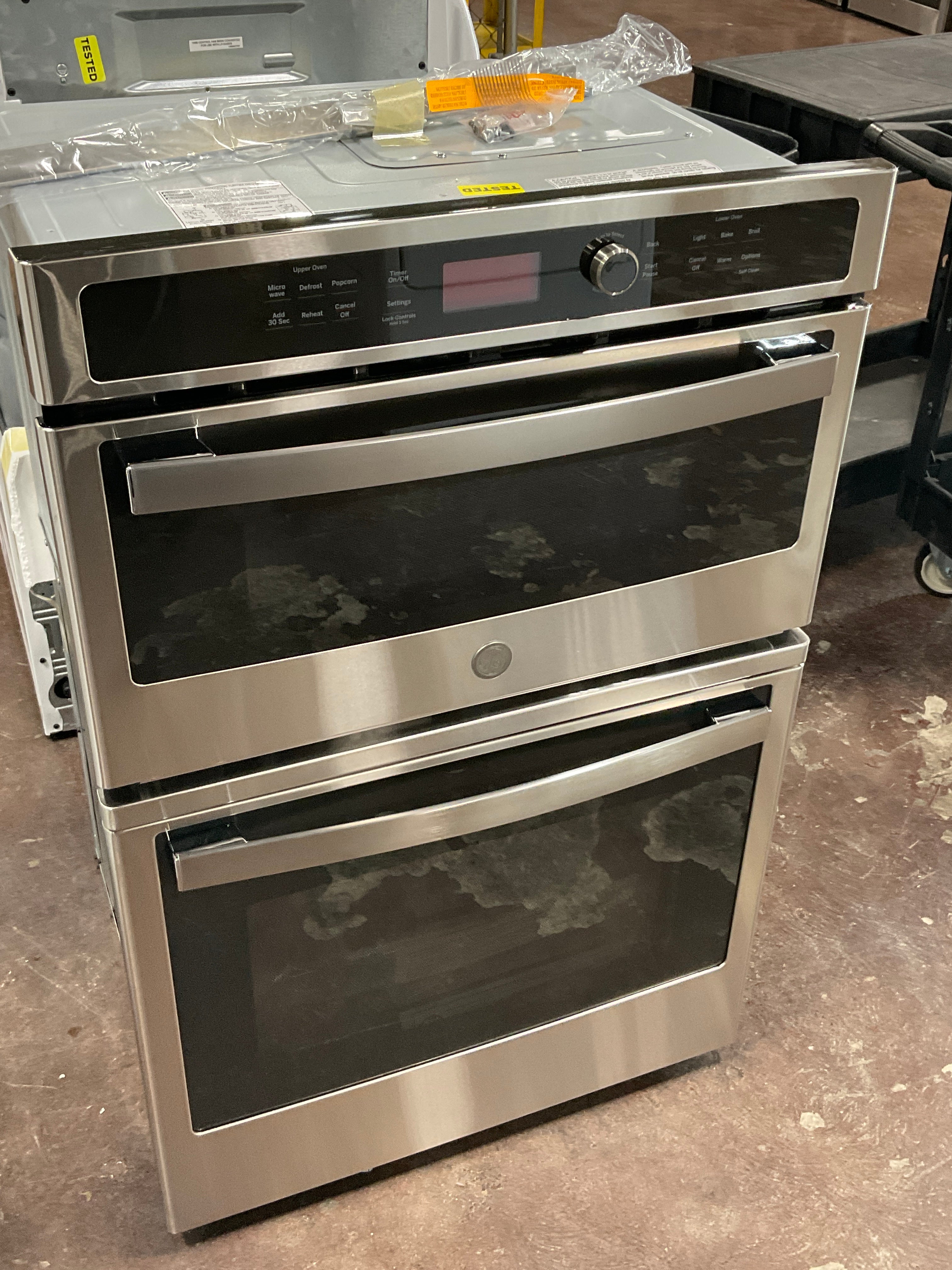 Front view, door closed