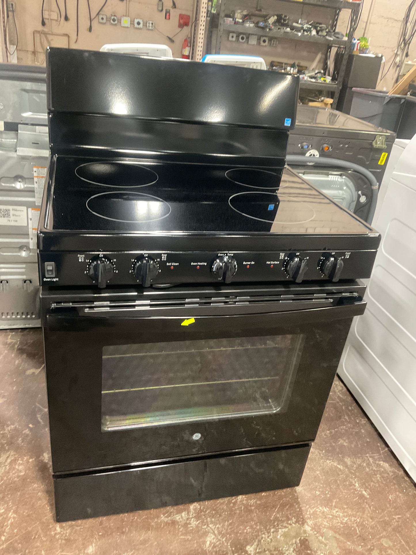 Front view, oven-door closed