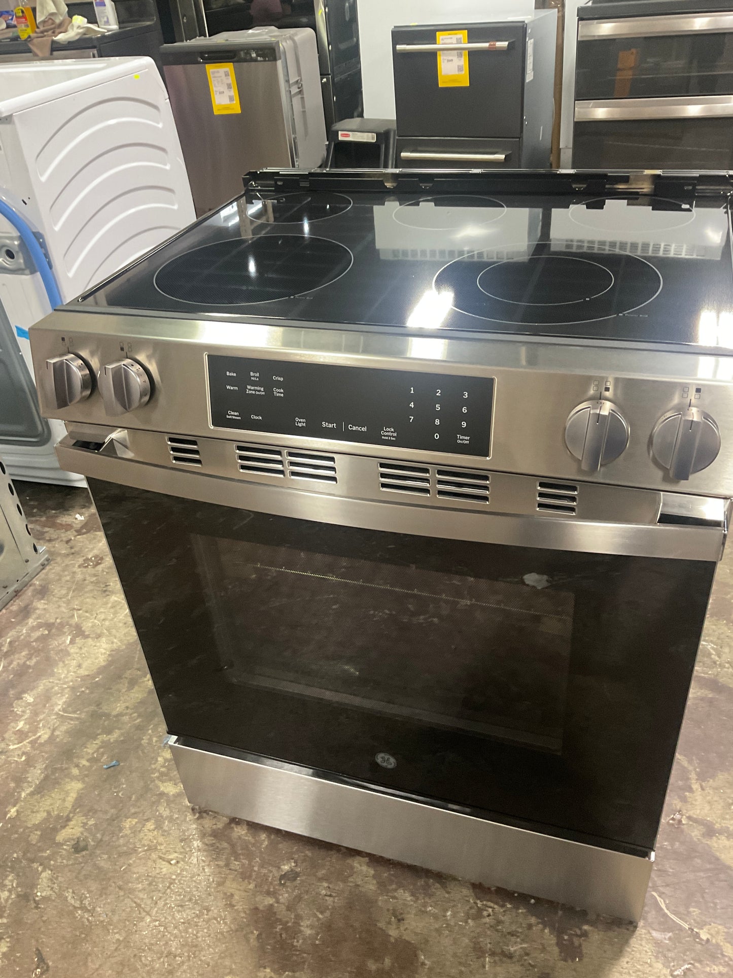 Front view, oven-door closed