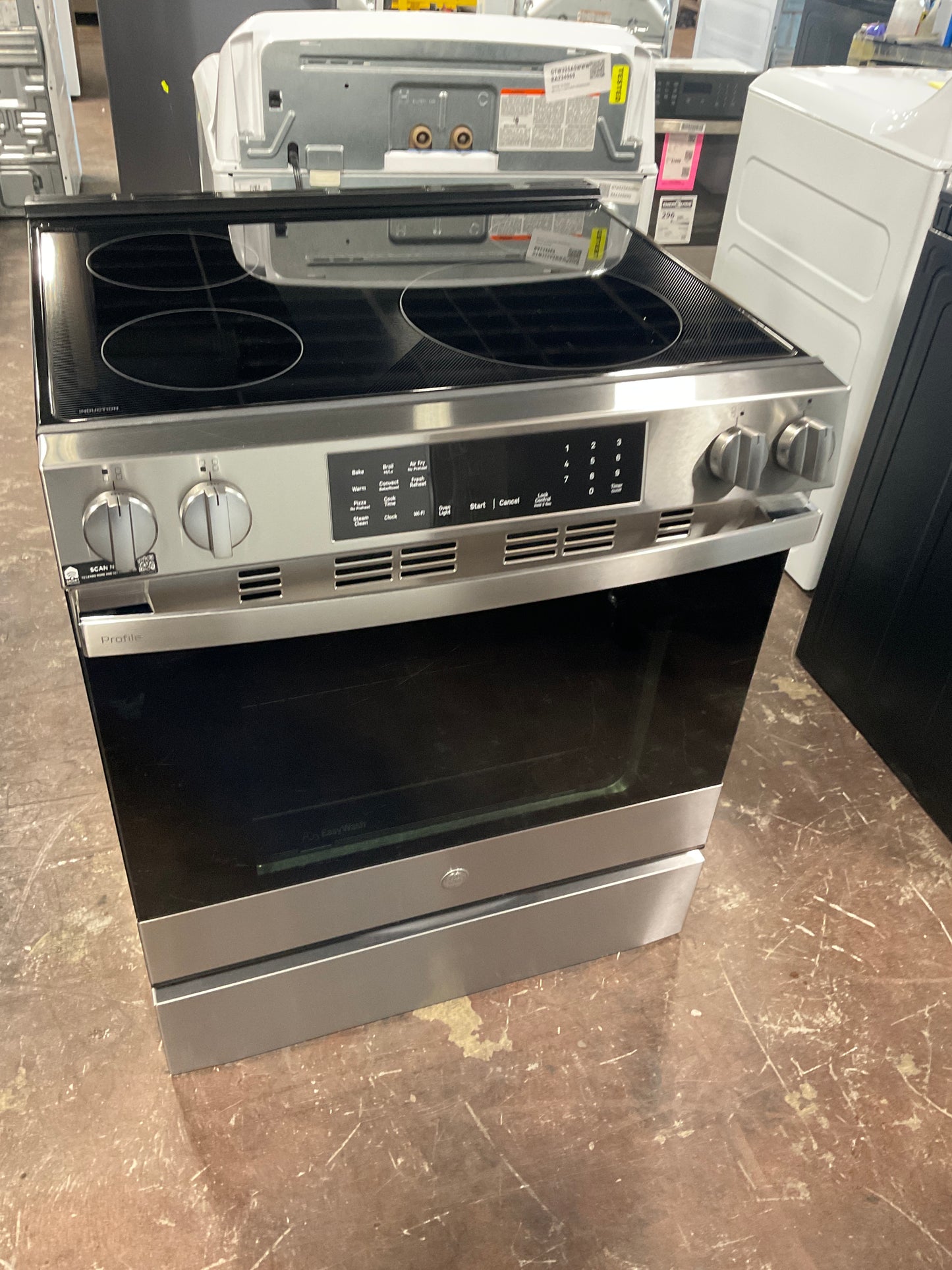 Front view, oven-door closed