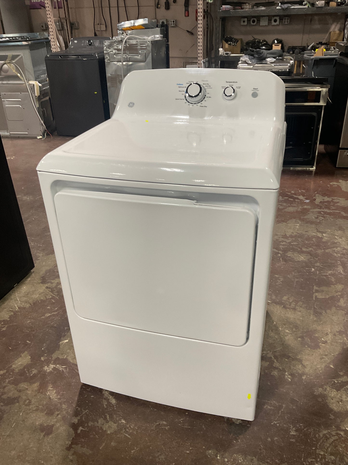 Front view, door closed