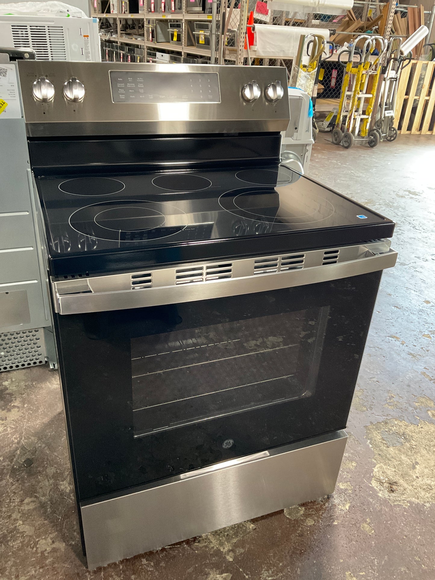 Front view, oven-door closed