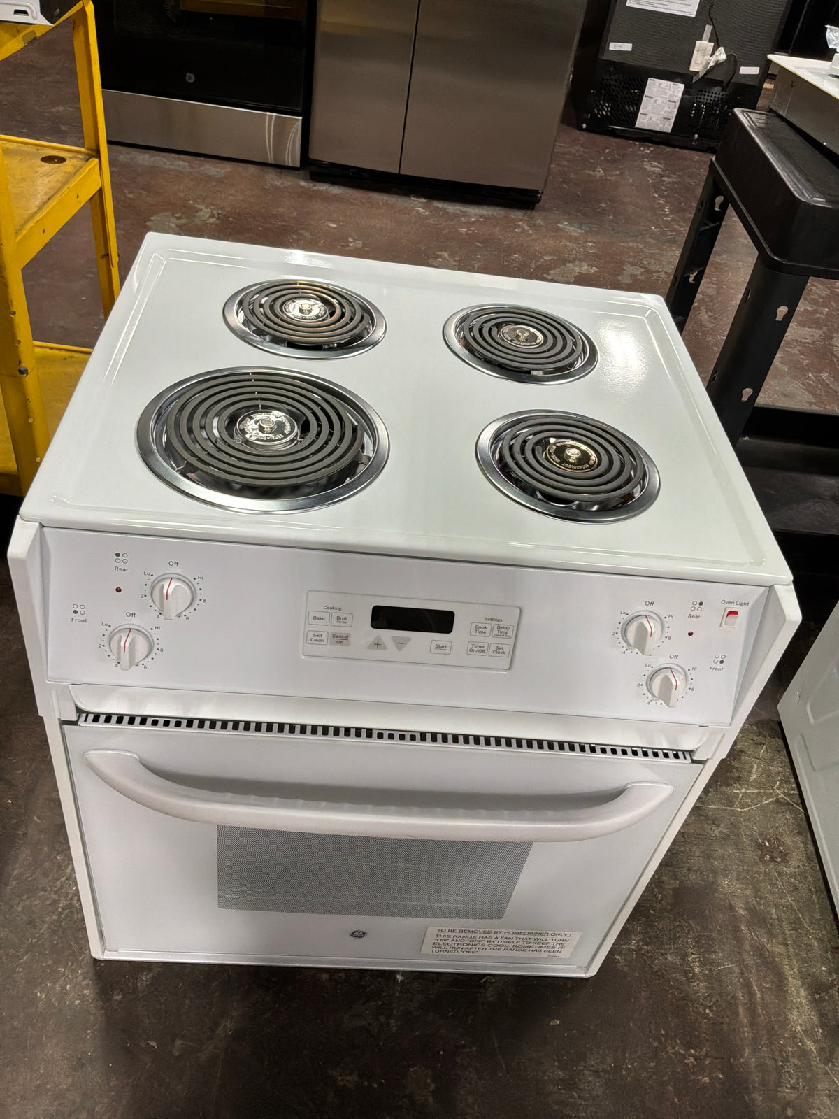 Front view, oven-door closed