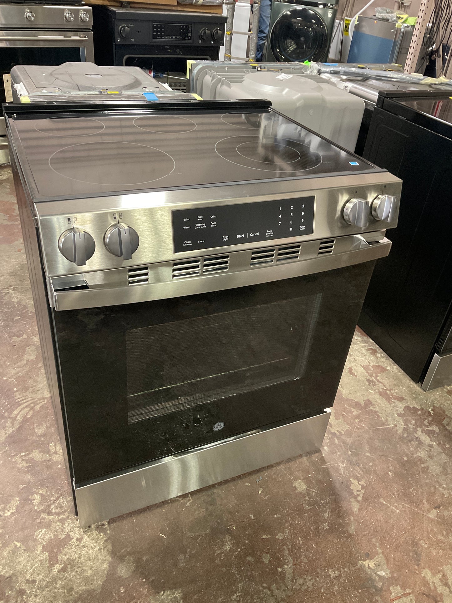 Front view, oven-door closed