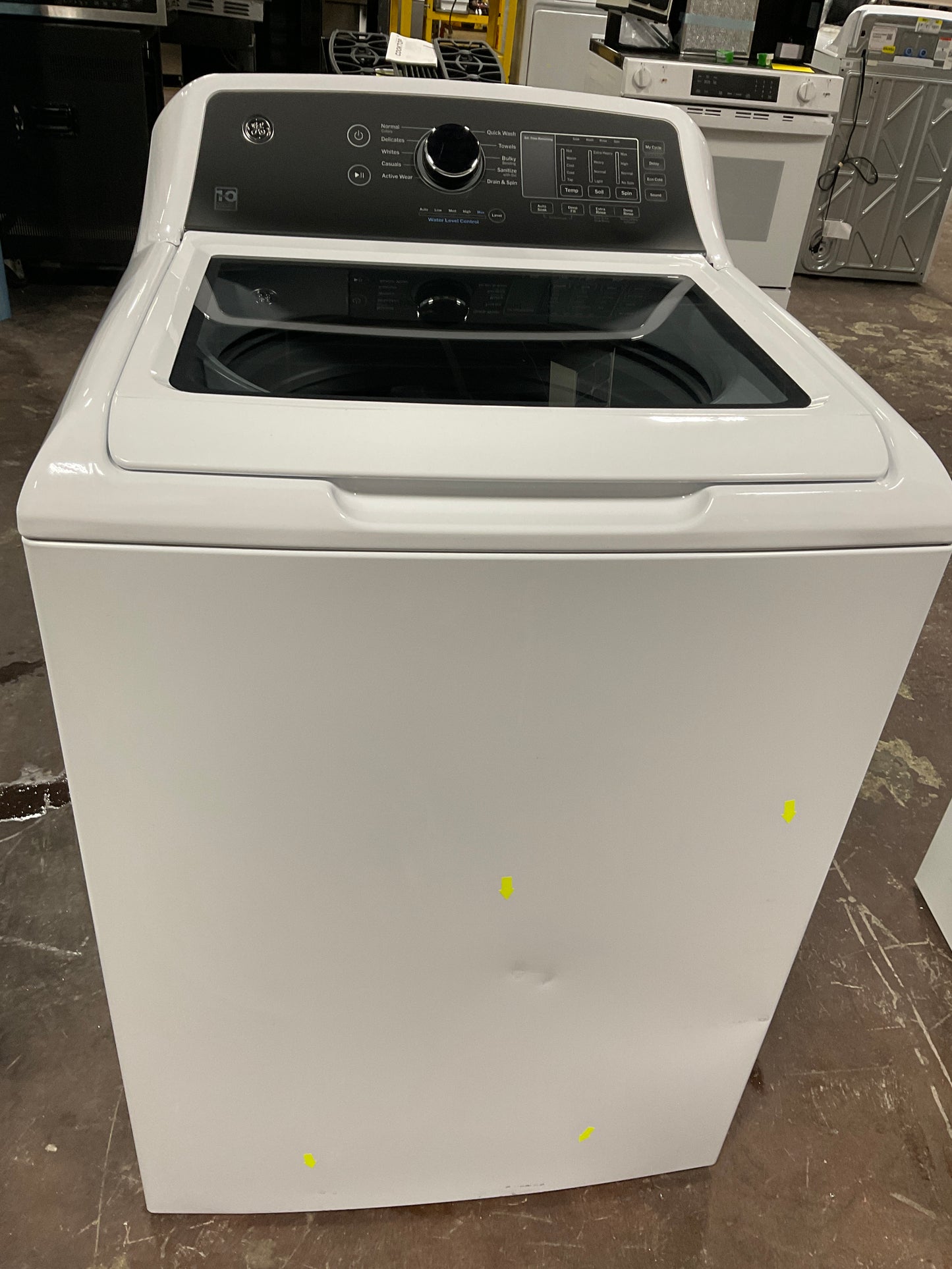 Front view, door closed