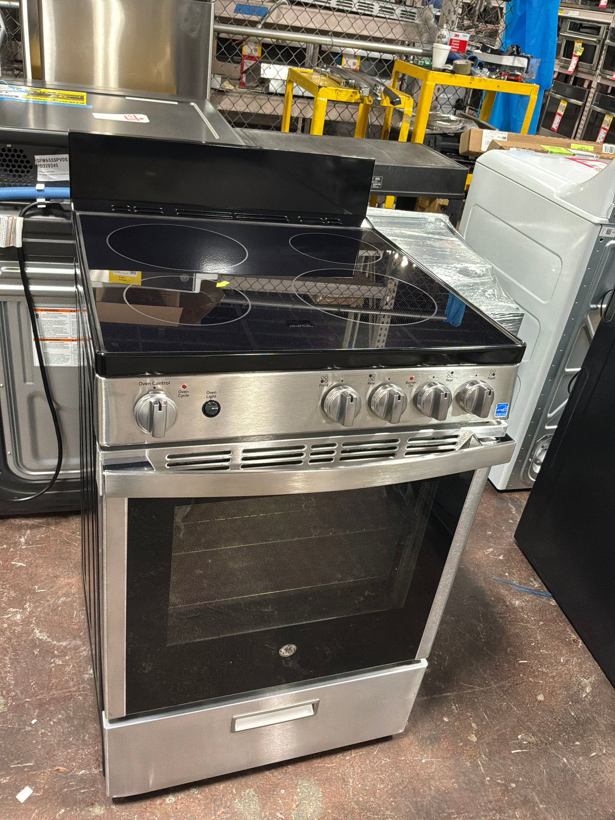 Front view, oven-door closed